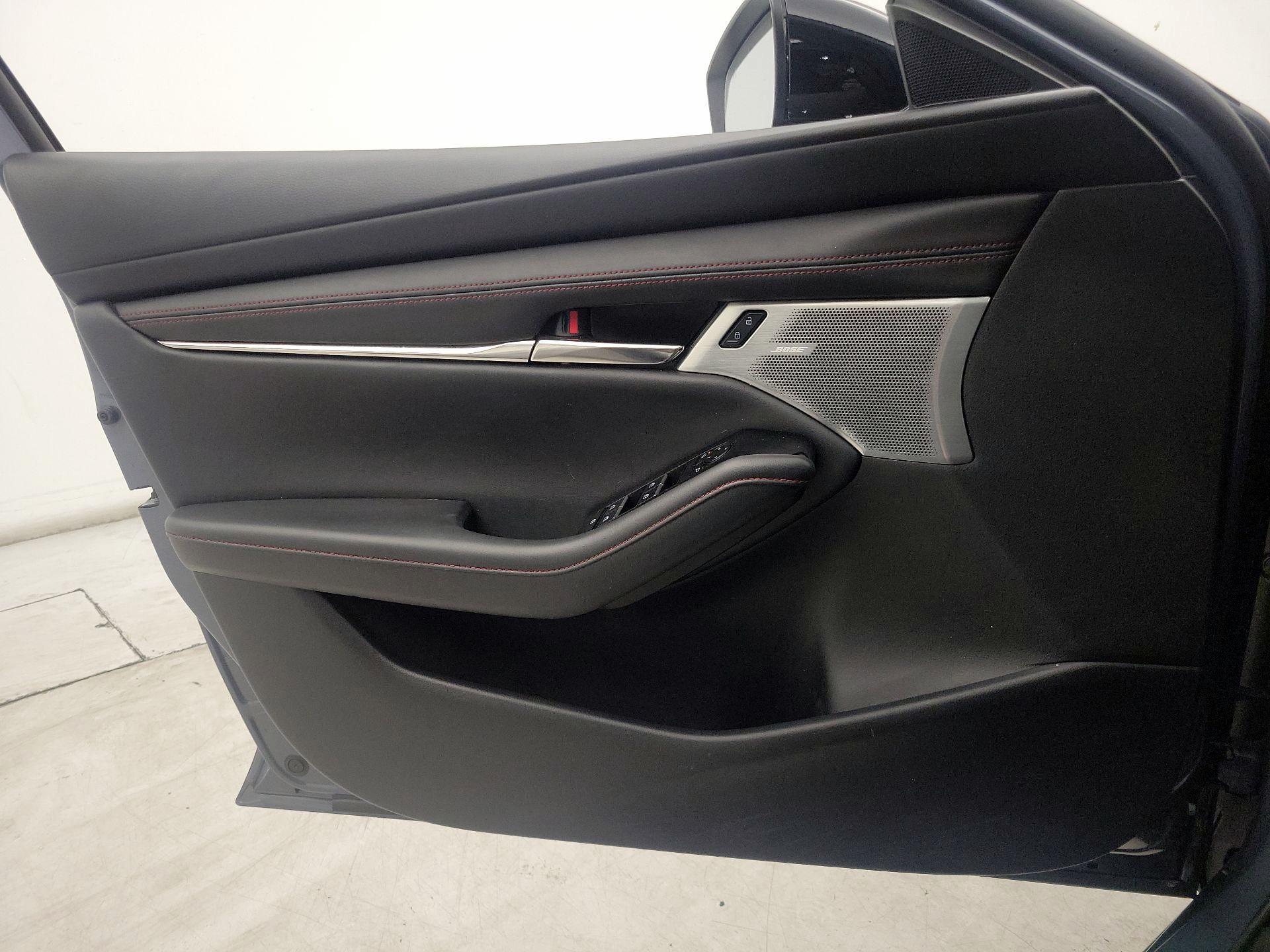 Thumbnail: 2023 Mazda Mazda3 - 12