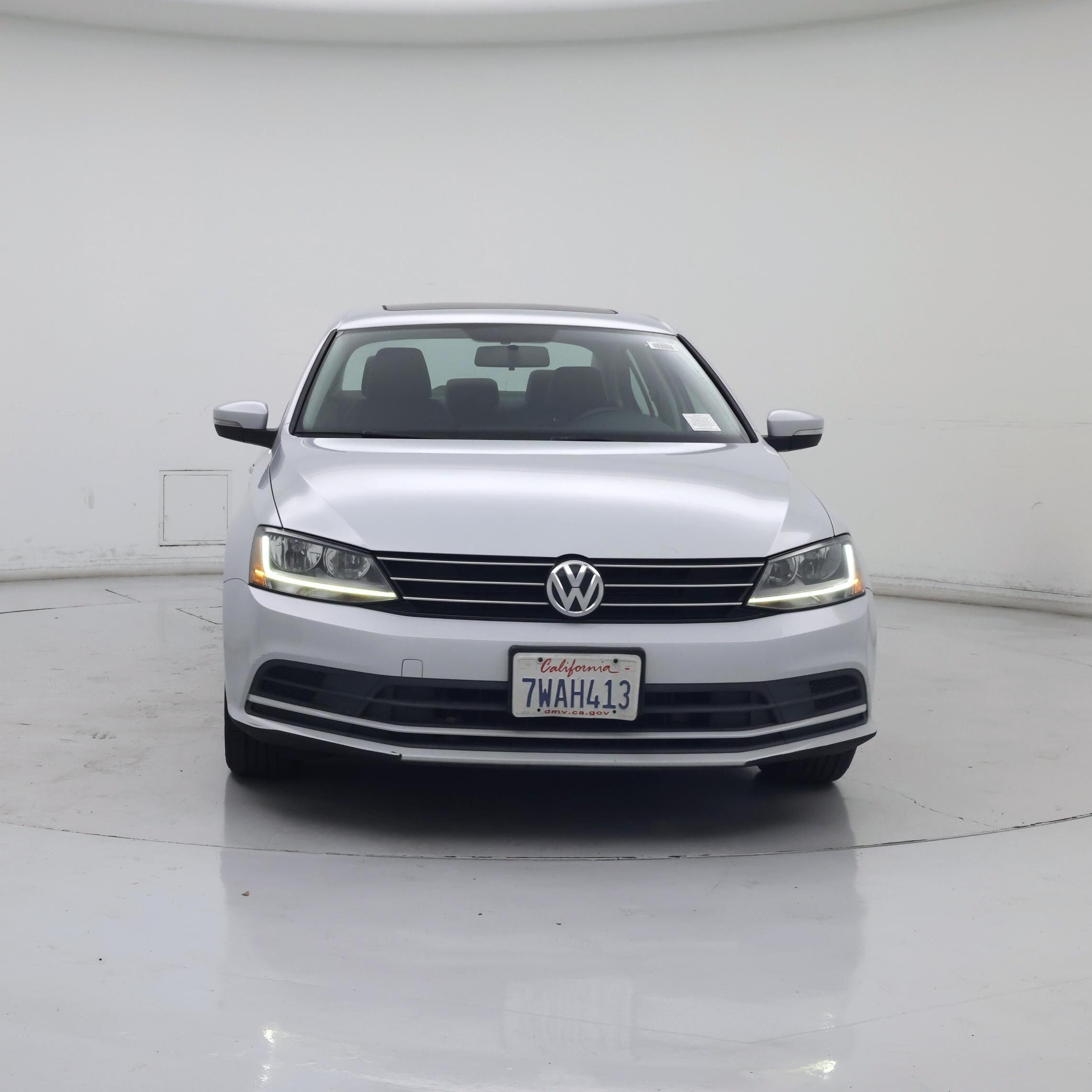 Thumbnail: 2017 Volkswagen Jetta - 5