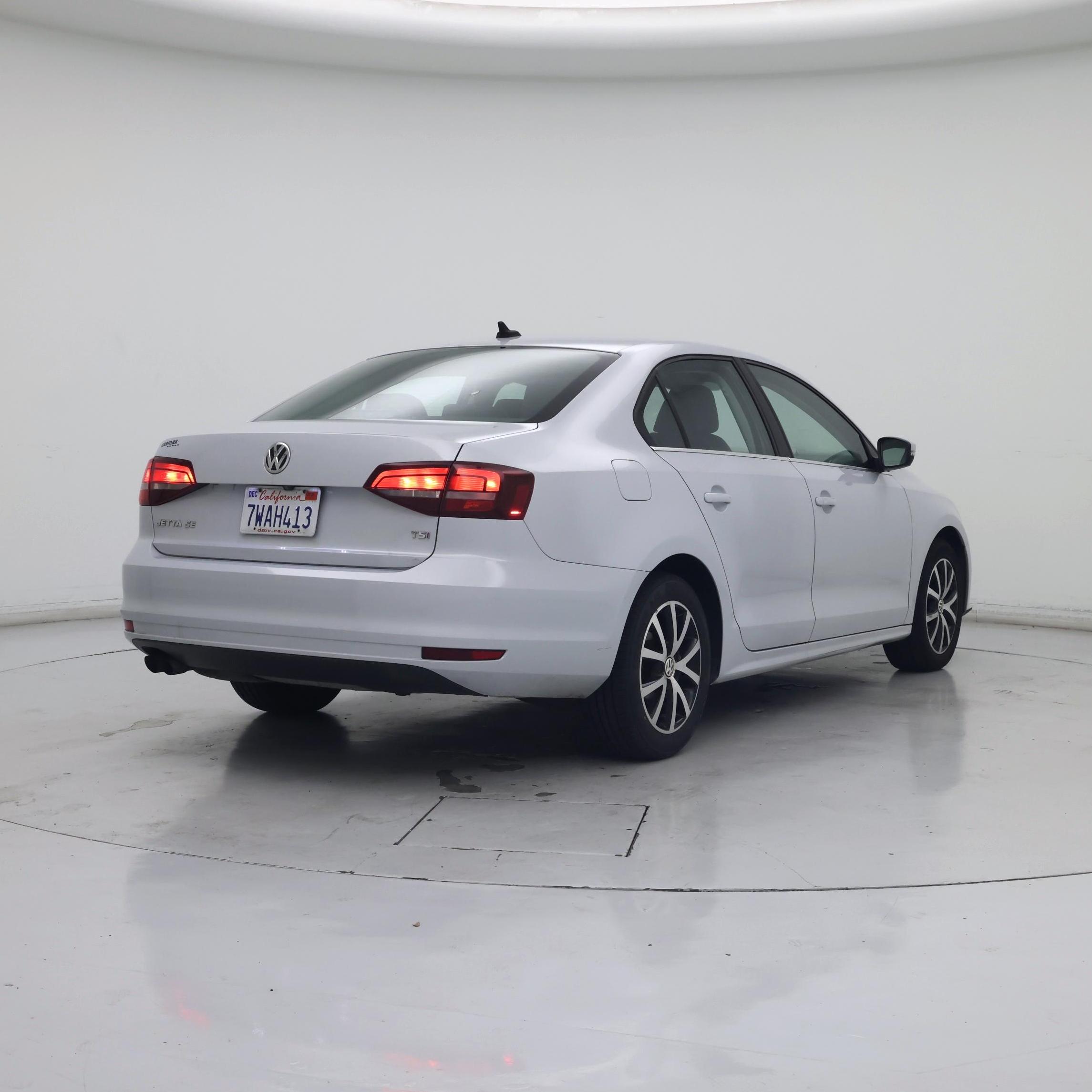 Thumbnail: 2017 Volkswagen Jetta - 8