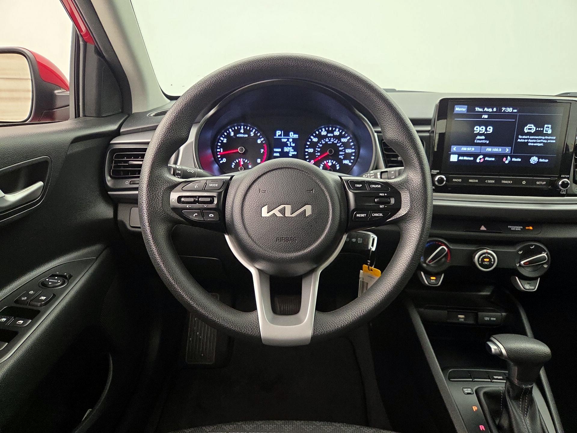 Thumbnail: 2022 Kia Rio5 - 10