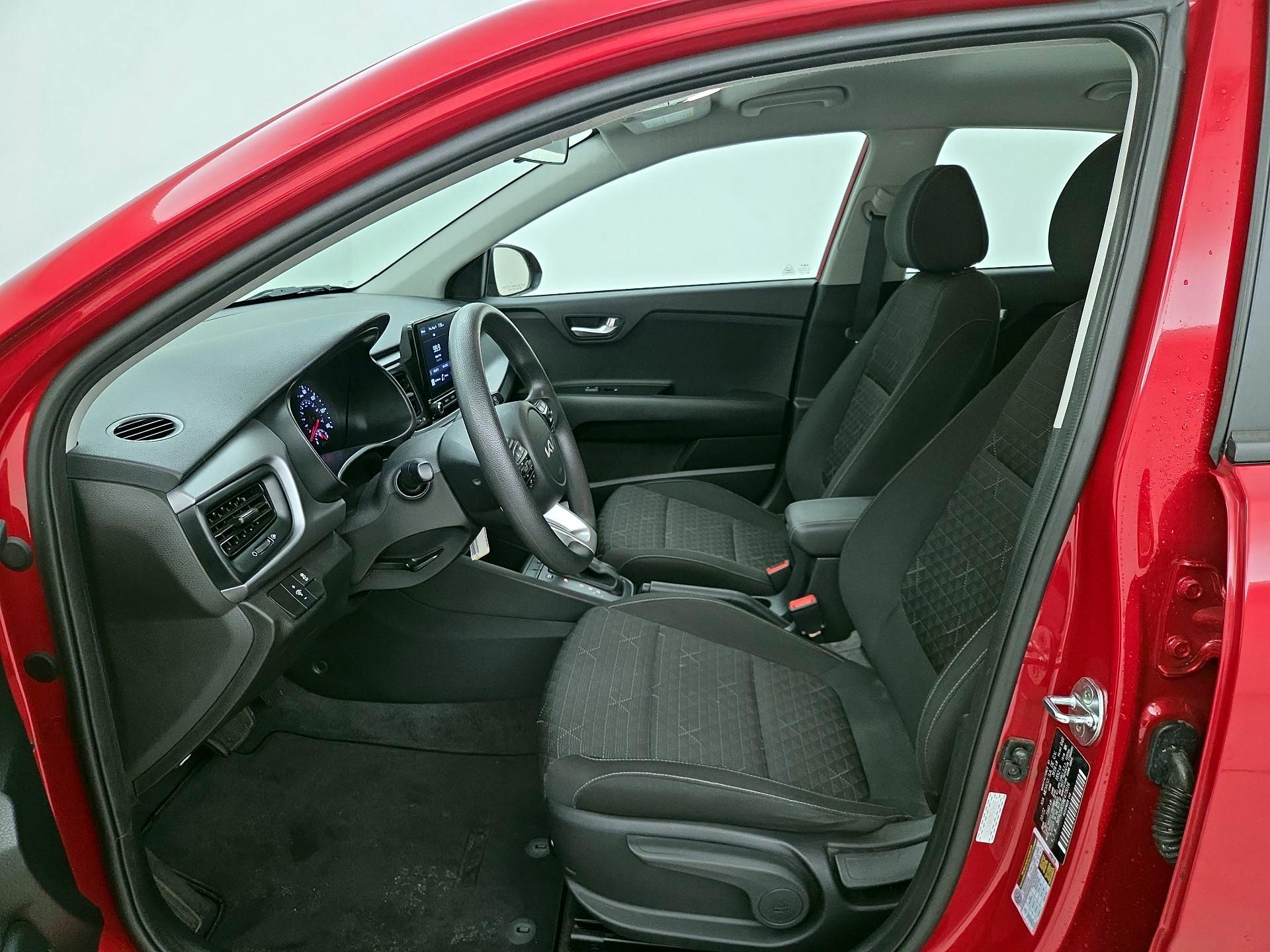 Thumbnail: 2022 Kia Rio5 - 11
