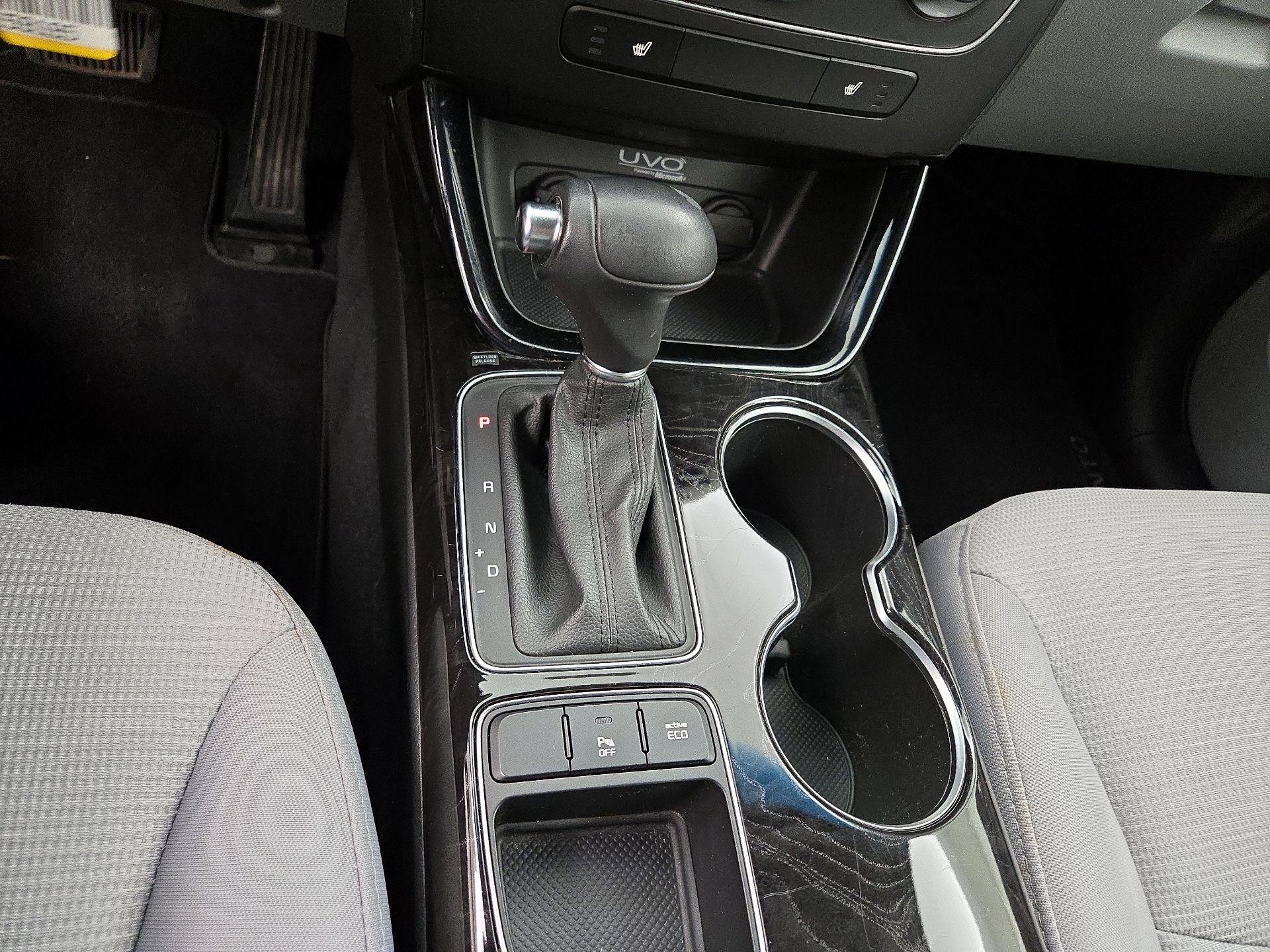 Thumbnail: 2015 Kia Sorento - 17