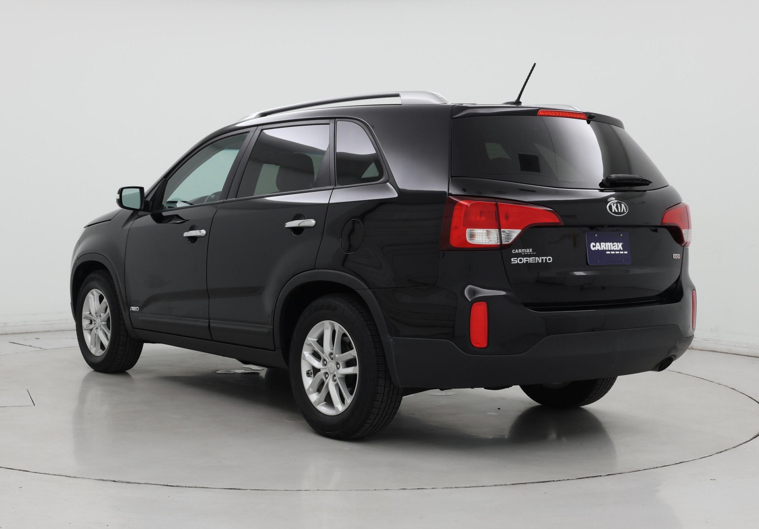 Thumbnail: 2015 Kia Sorento - 2