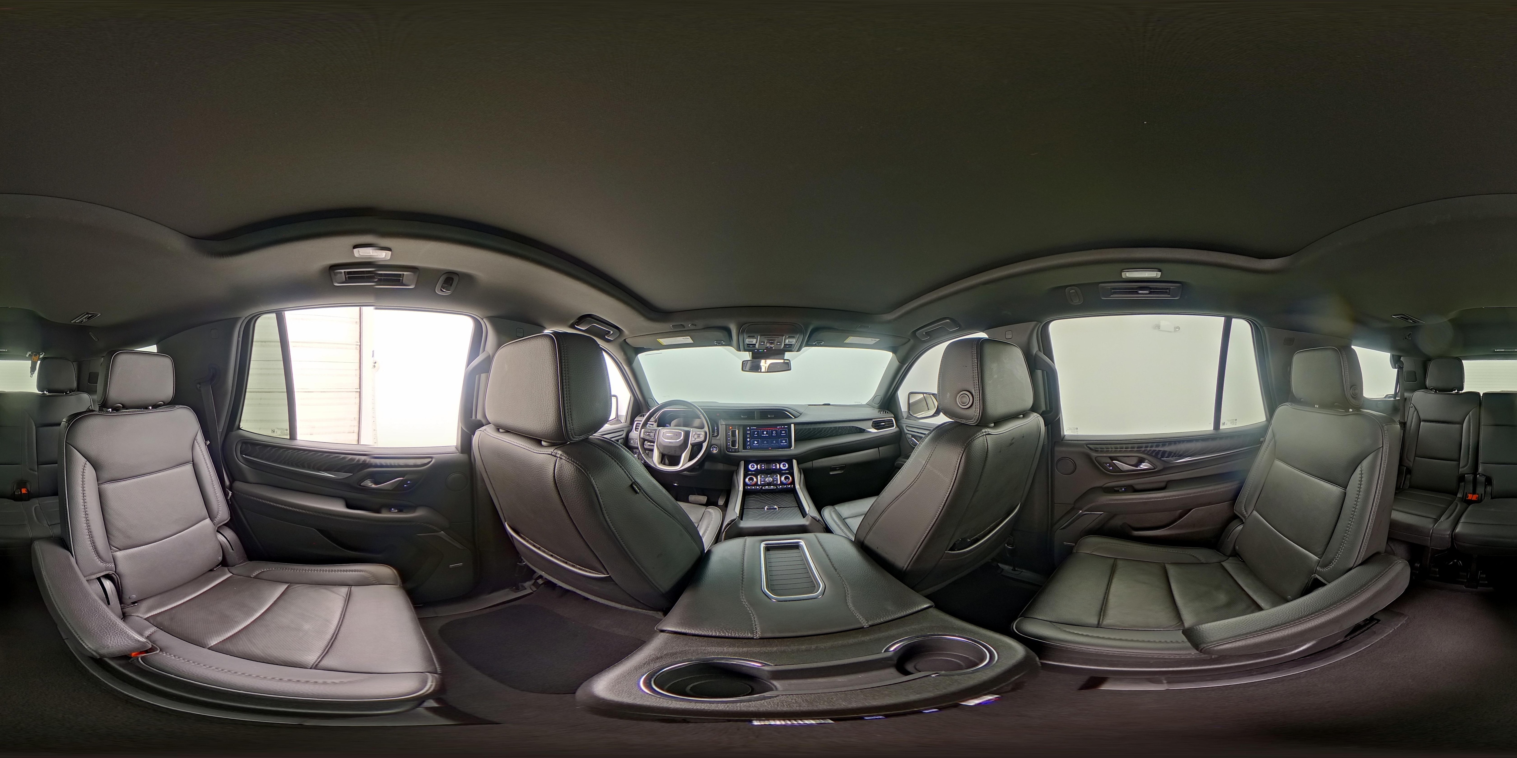 2024 GMC Yukon Denali - Photo 30
