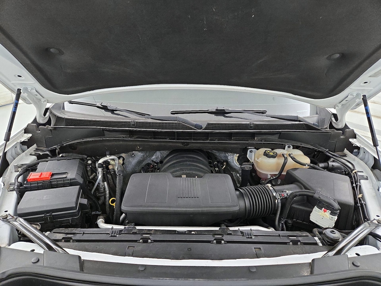 2024 GMC Yukon Denali - Photo 26