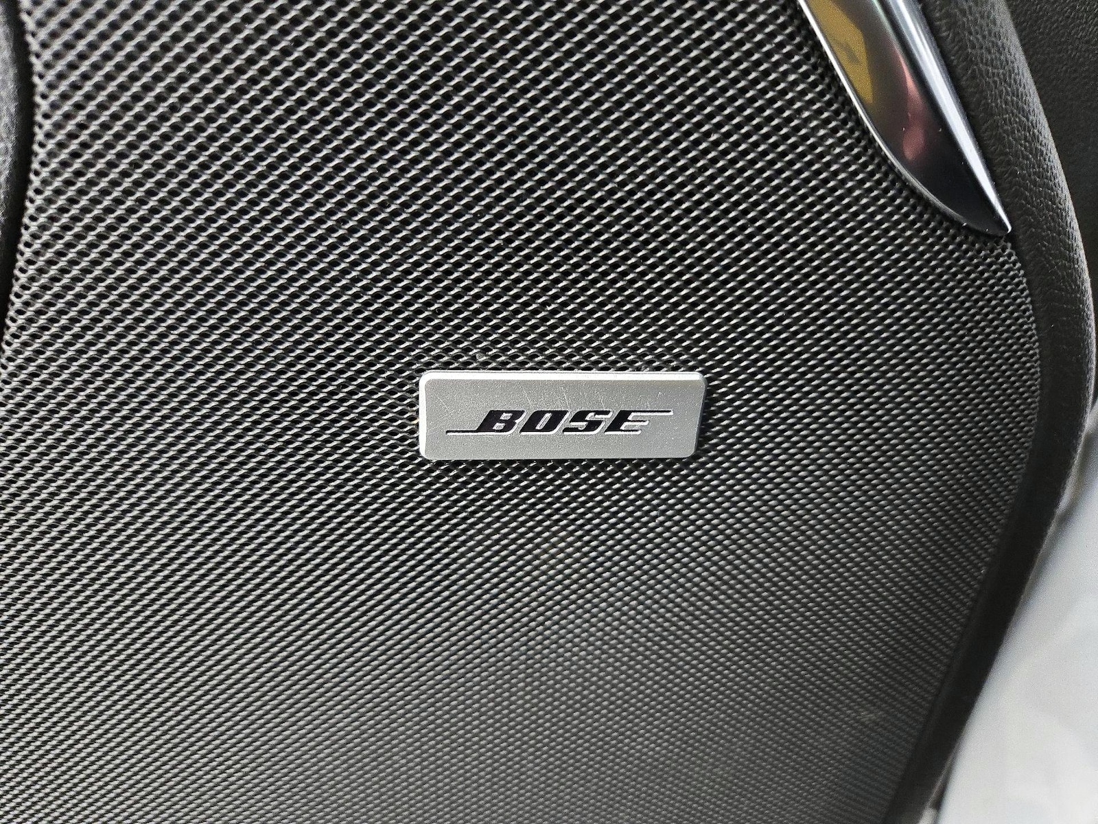 2024 GMC Yukon Denali - Photo 27