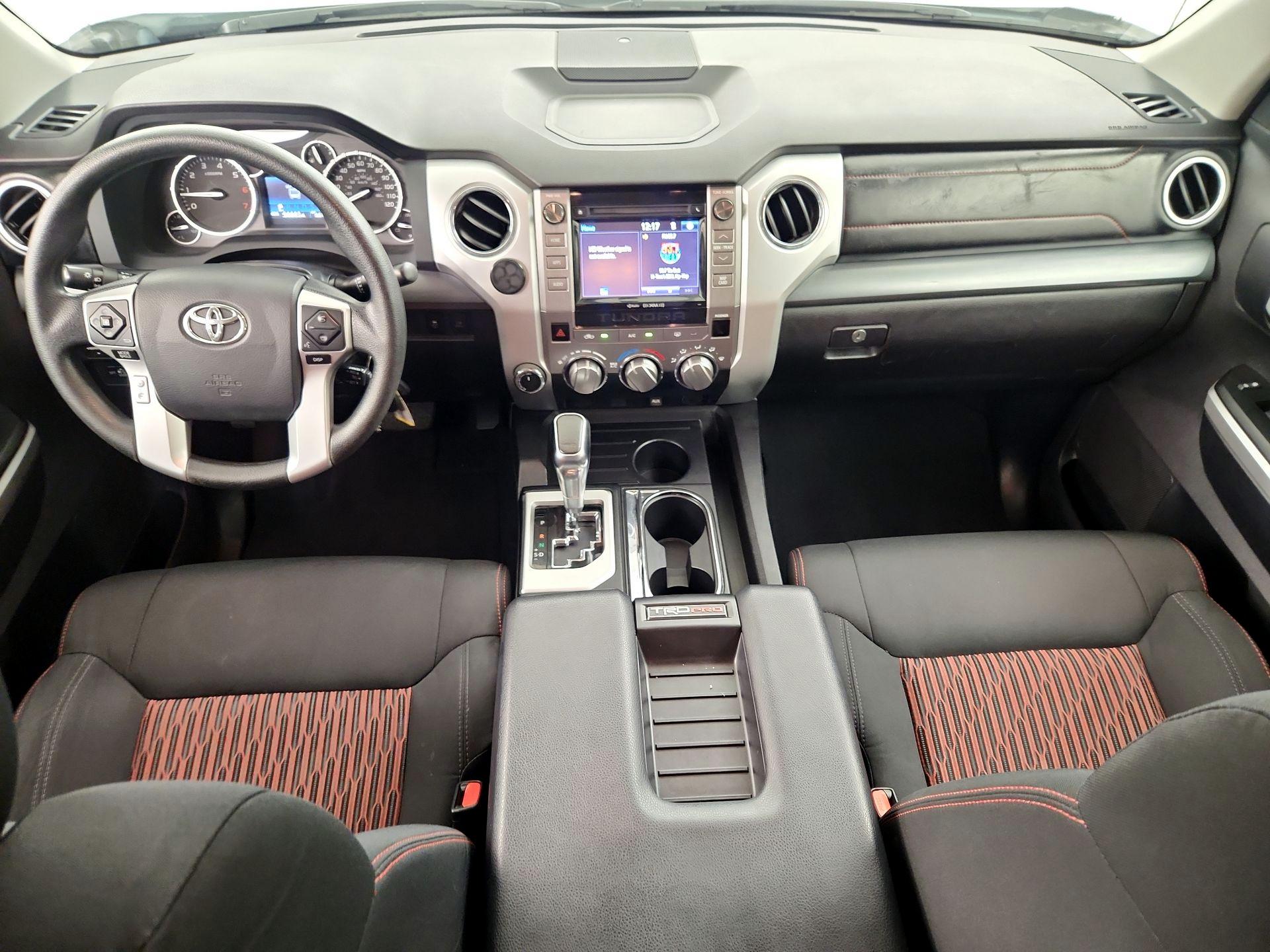 Thumbnail: 2015 Toyota Tundra - 9