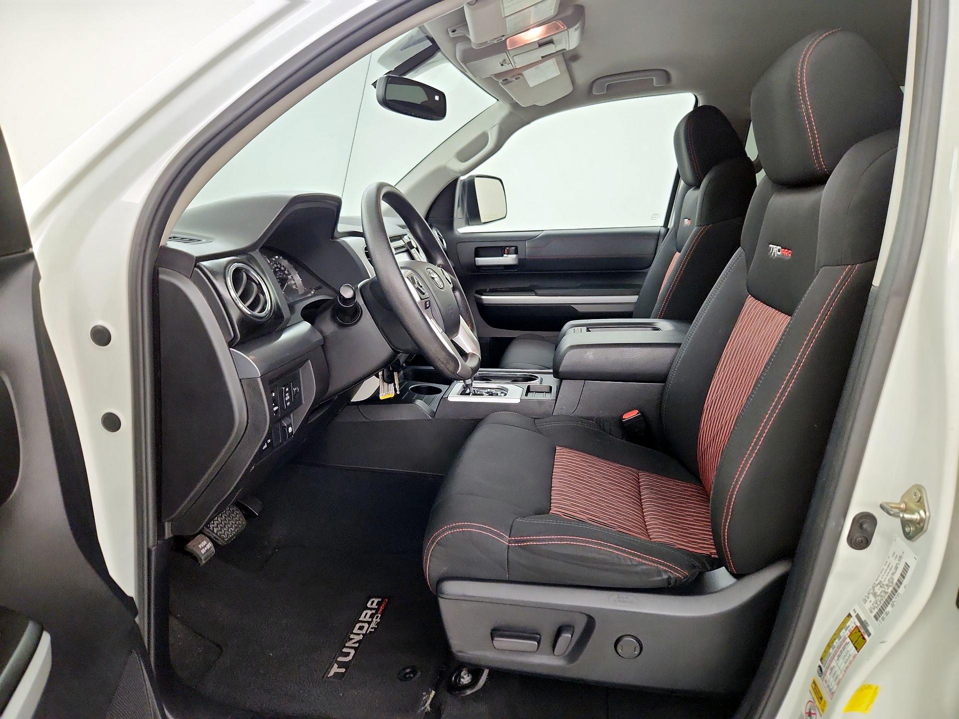 Thumbnail: 2015 Toyota Tundra - 11
