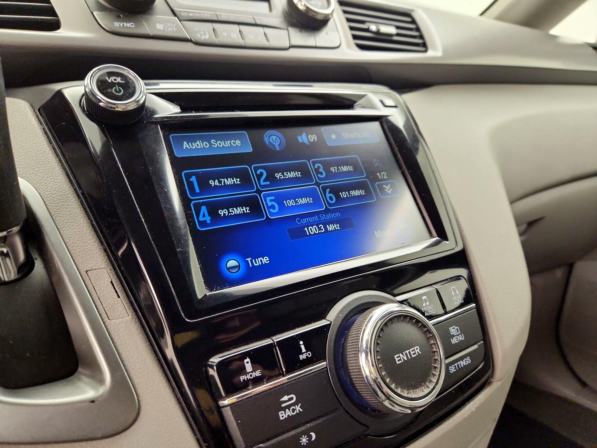 Thumbnail: 2016 Honda Odyssey - 15