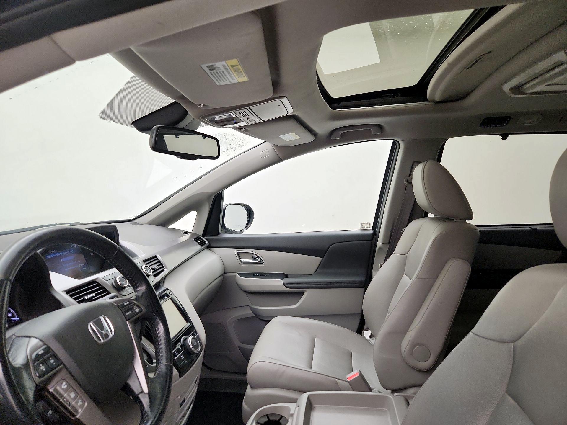 Thumbnail: 2016 Honda Odyssey - 19