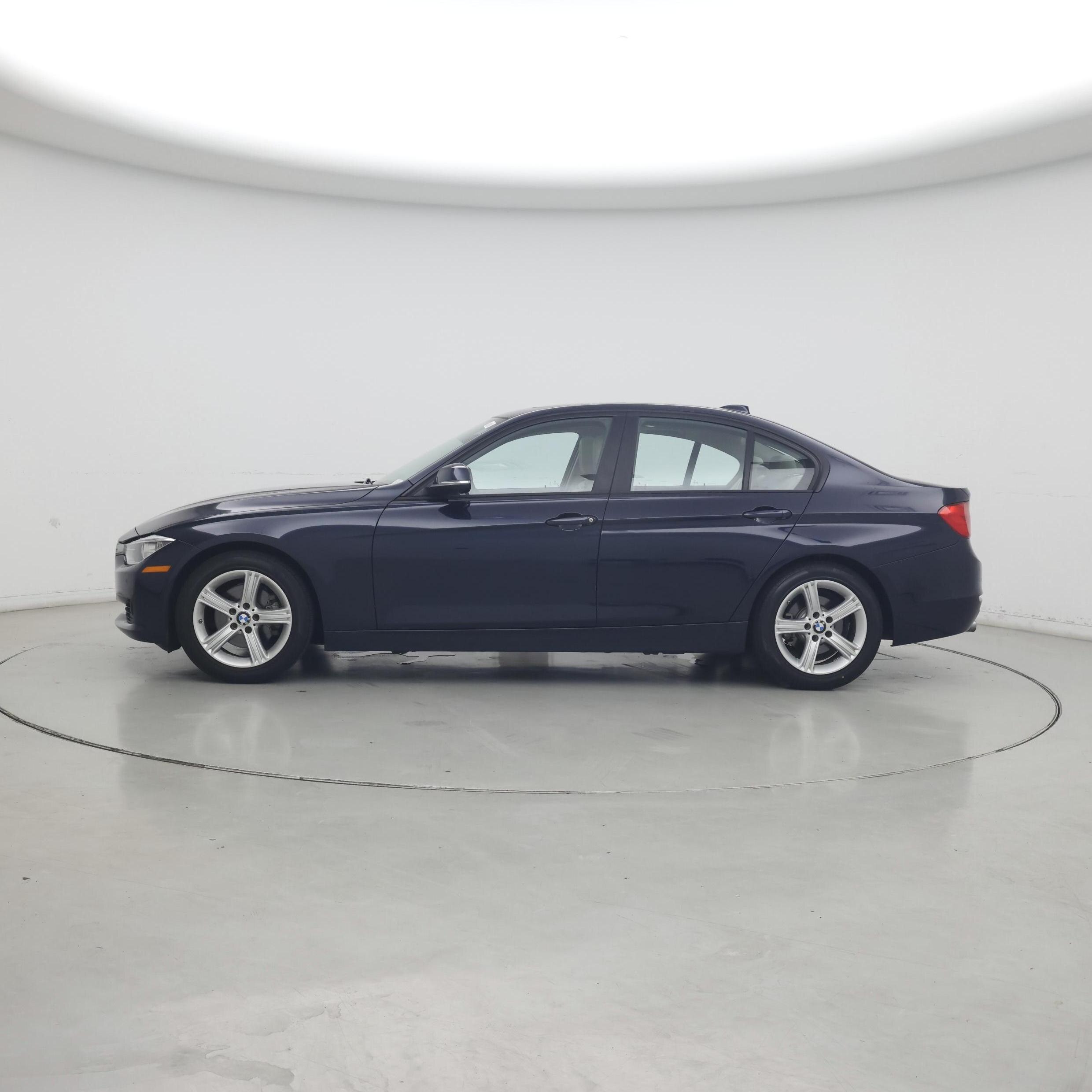 Thumbnail: 2015 BMW 3 Series - 3