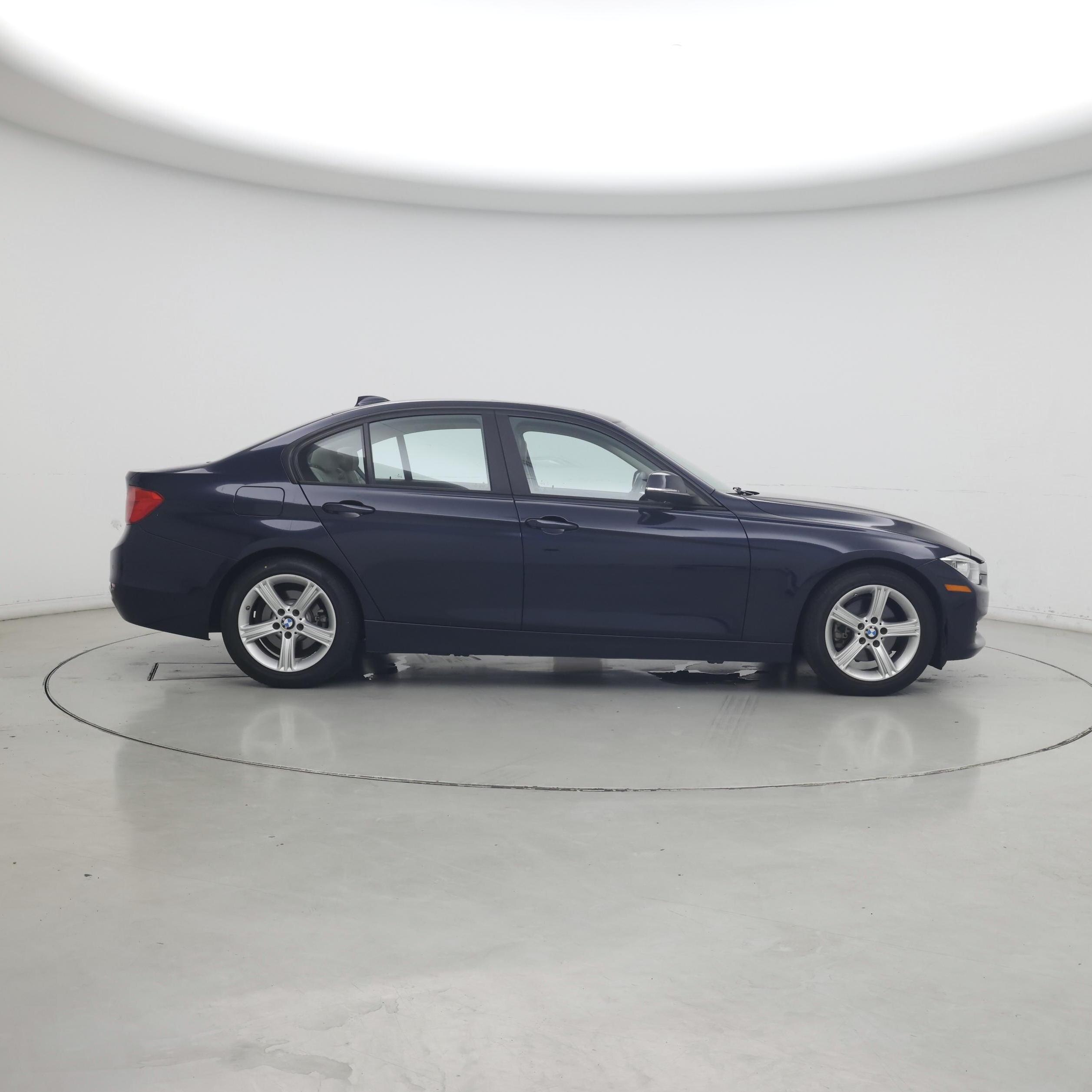 Thumbnail: 2015 BMW 3 Series - 7