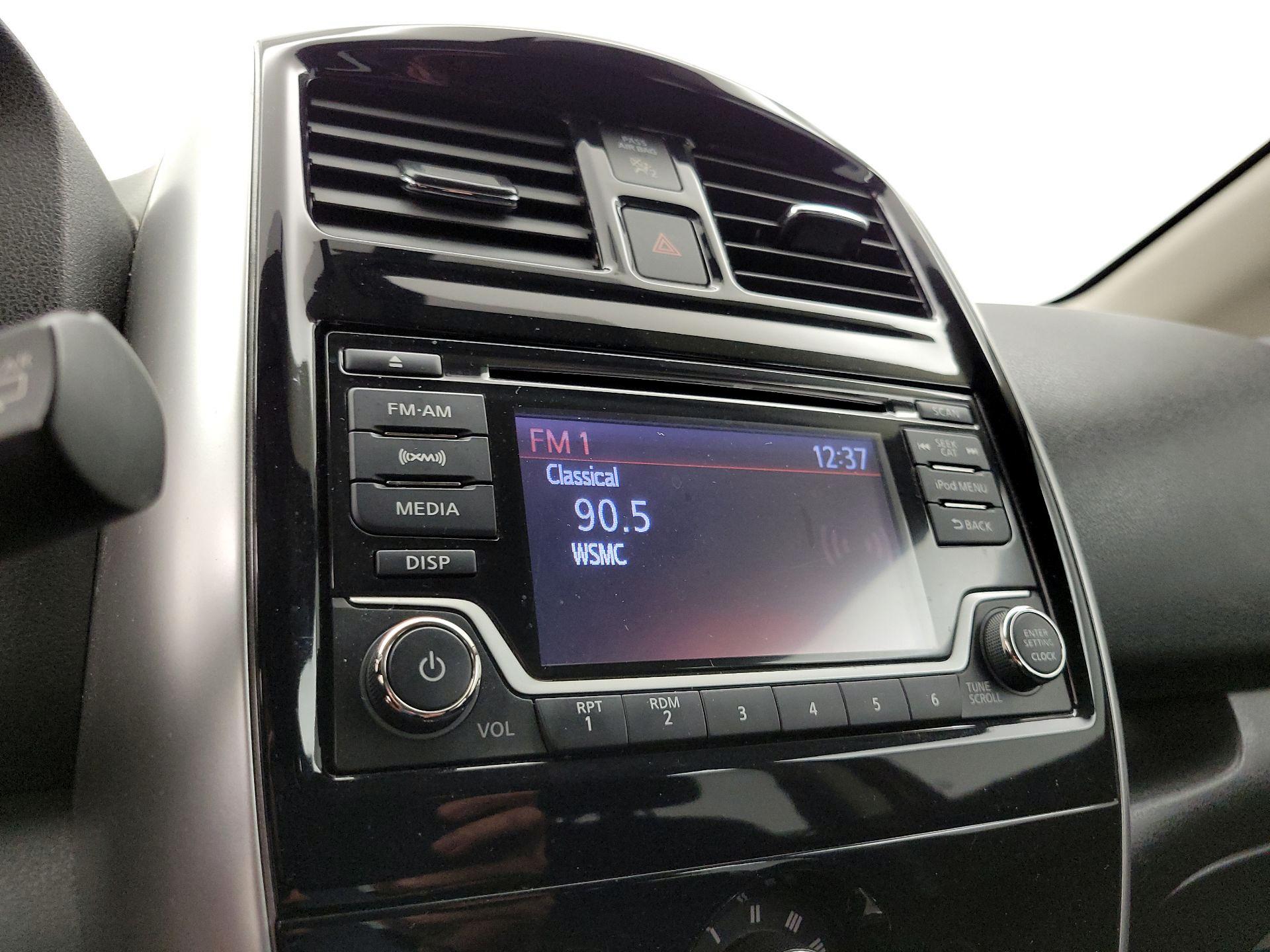 Thumbnail: 2017 Nissan Versa Note - 15