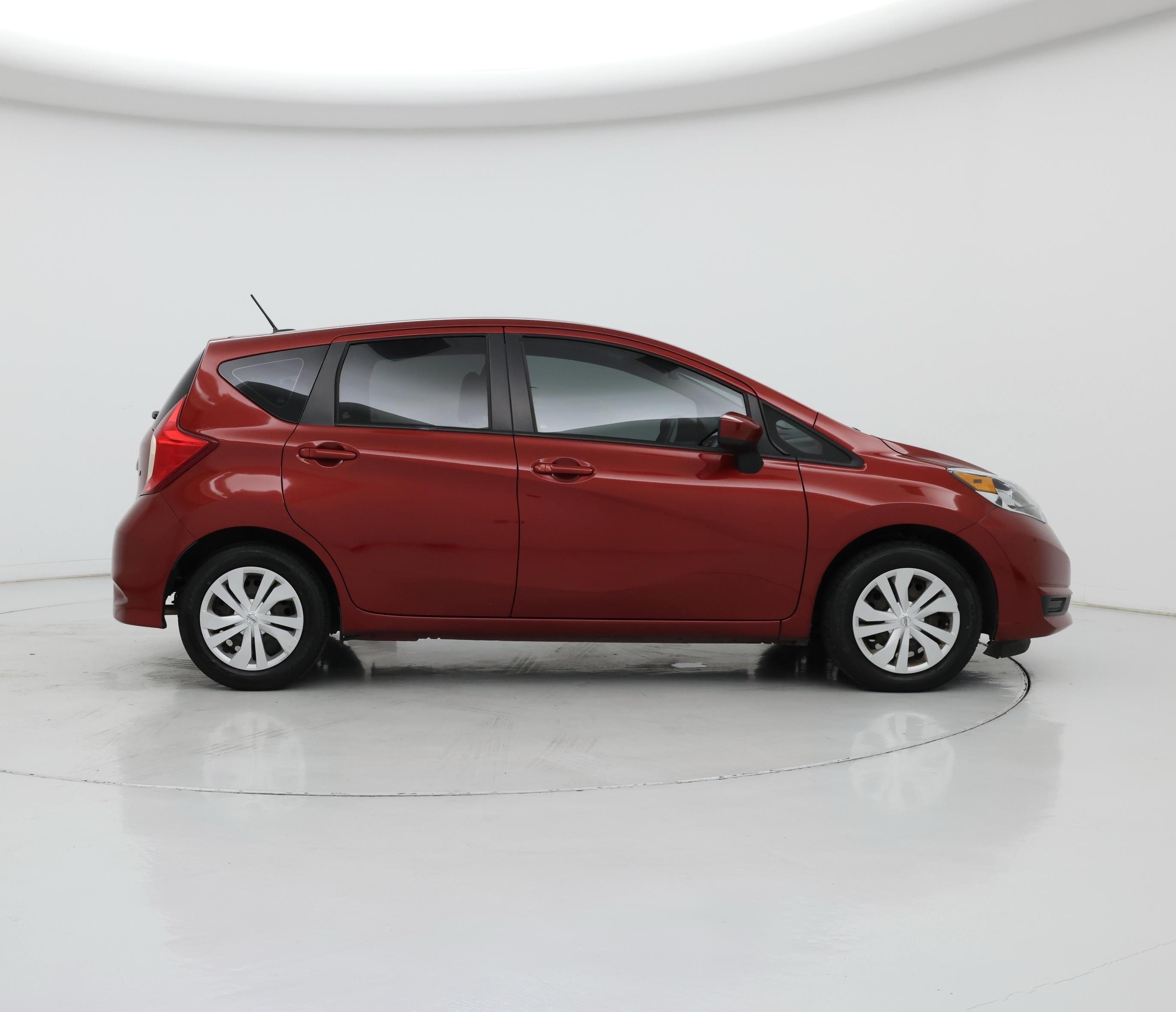 Thumbnail: 2017 Nissan Versa Note - 7