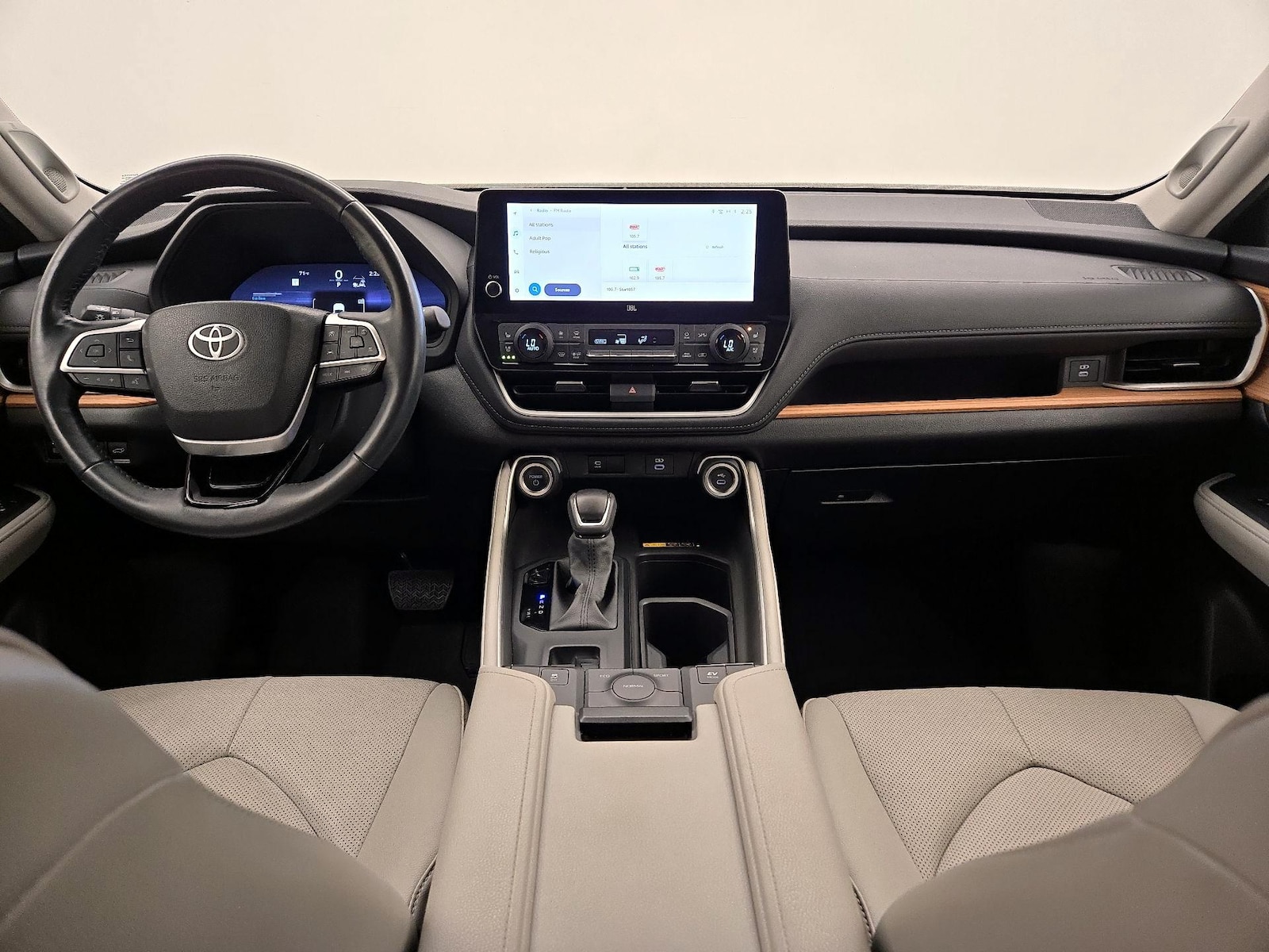 2024 Toyota Grand Highlander Limited - Photo 10