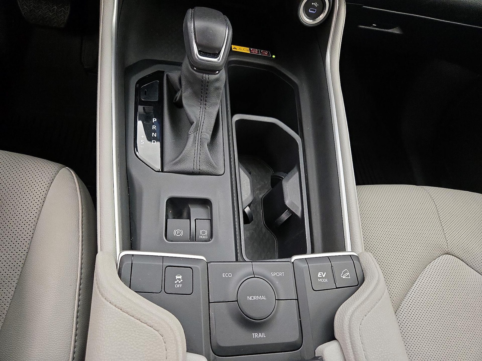 2024 Toyota Grand Highlander Limited - Photo 18