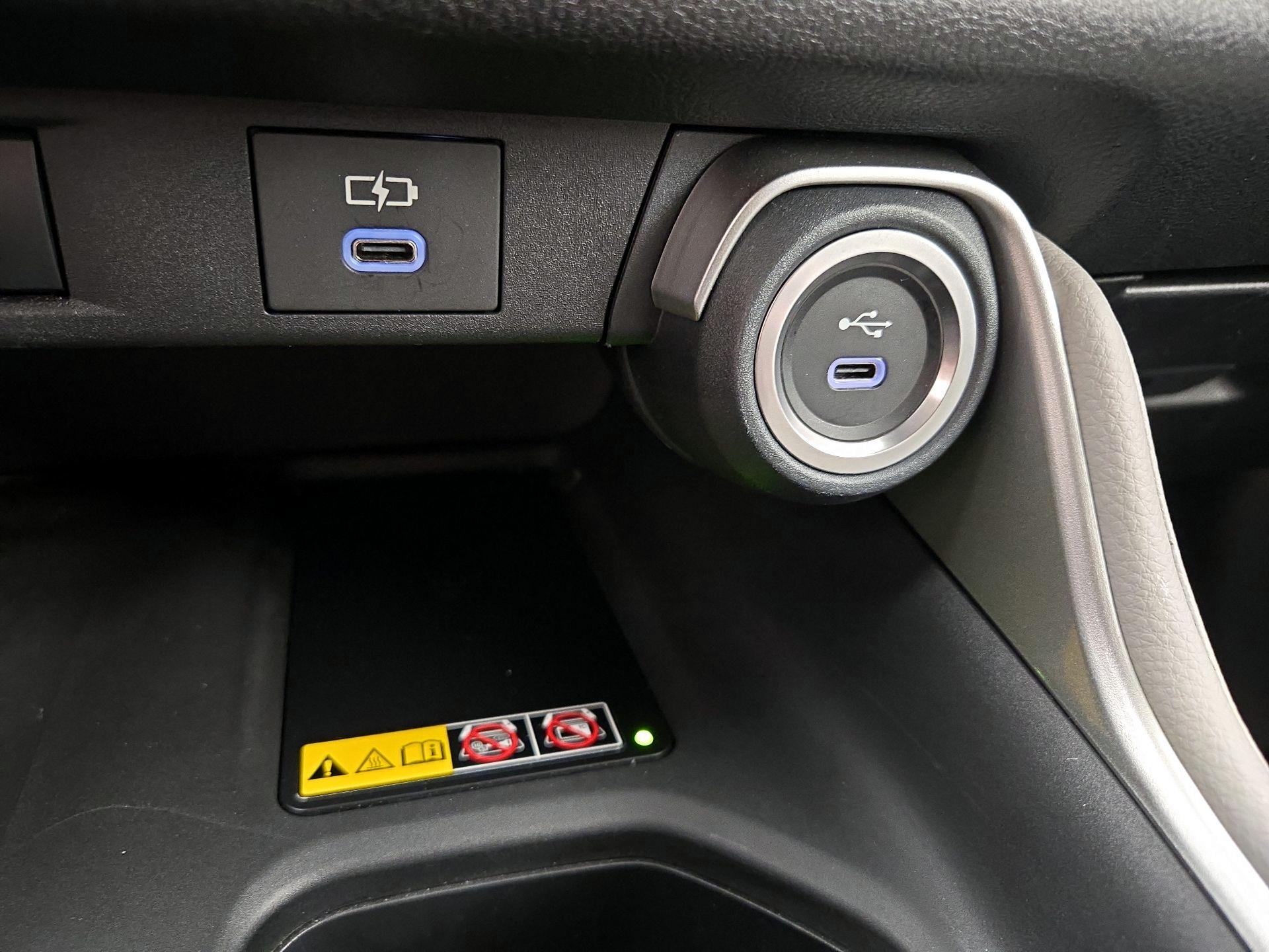 Thumbnail: 2024 Toyota Highlander - 18