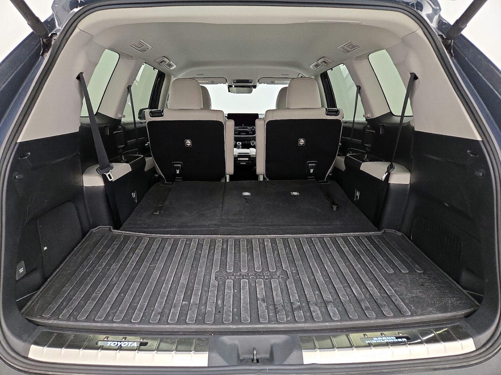 2024 Toyota Grand Highlander Limited - Photo 23
