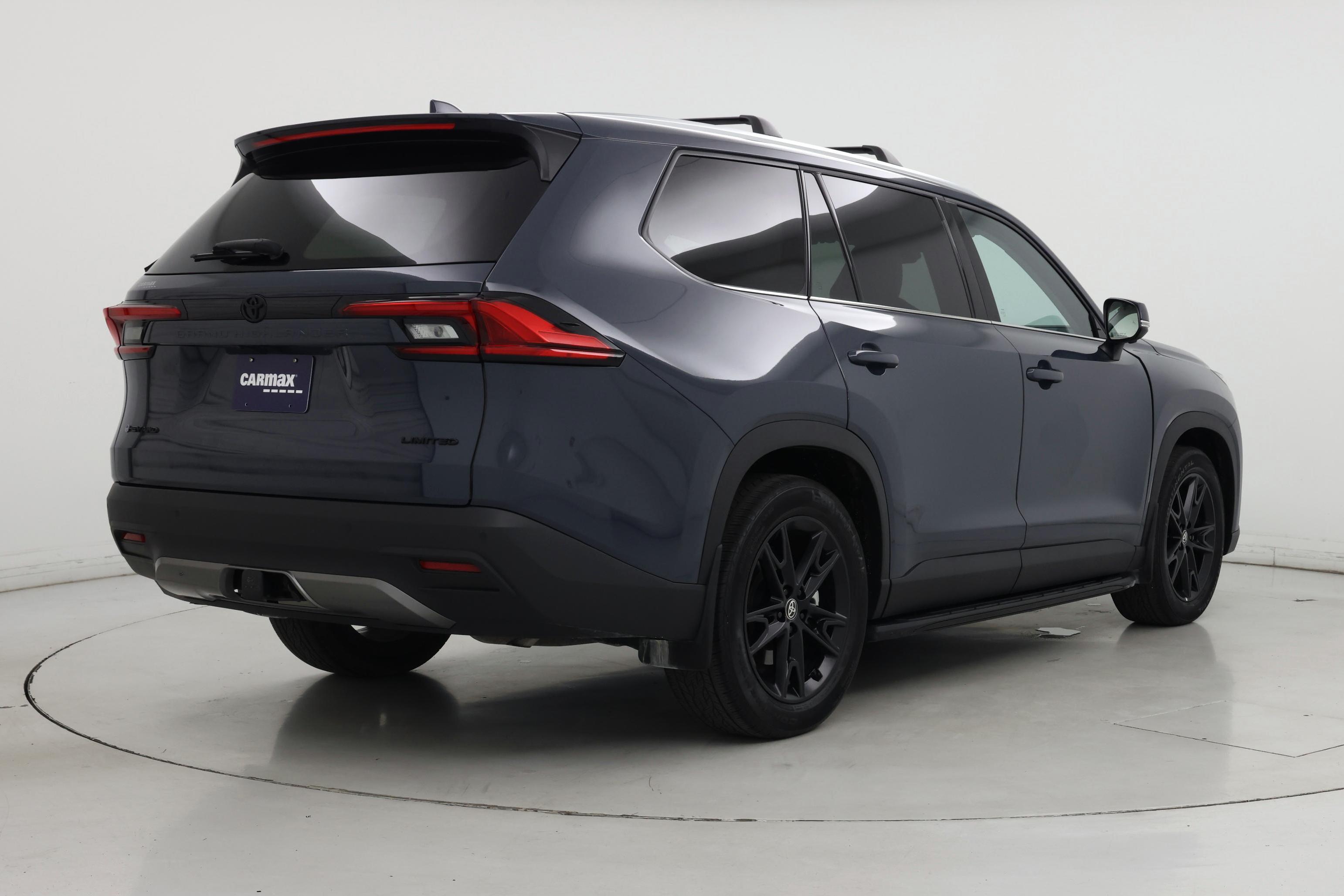 Thumbnail: 2024 Toyota Highlander - 8
