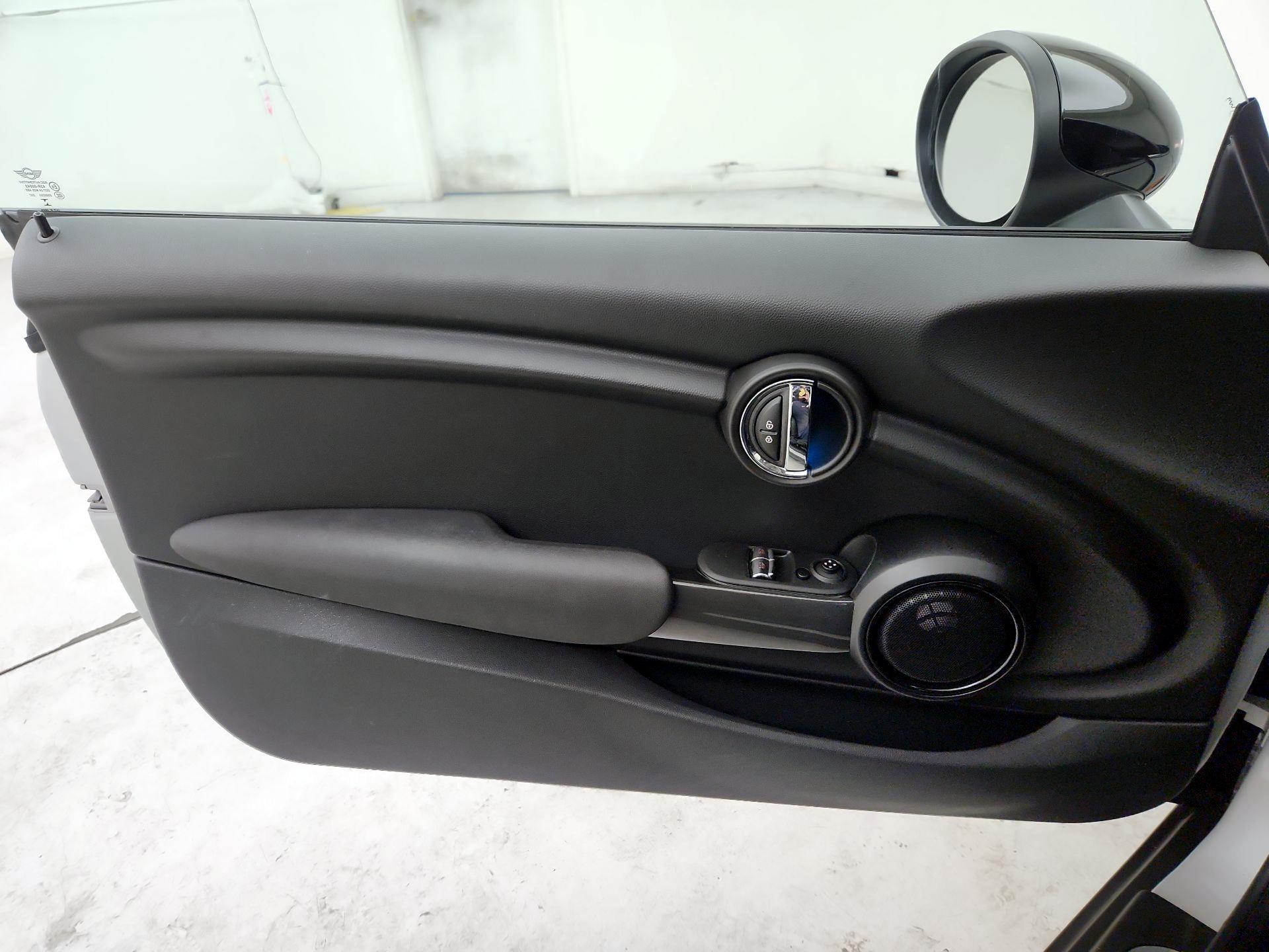Thumbnail: 2018 MINI Cooper Hardtop - 12