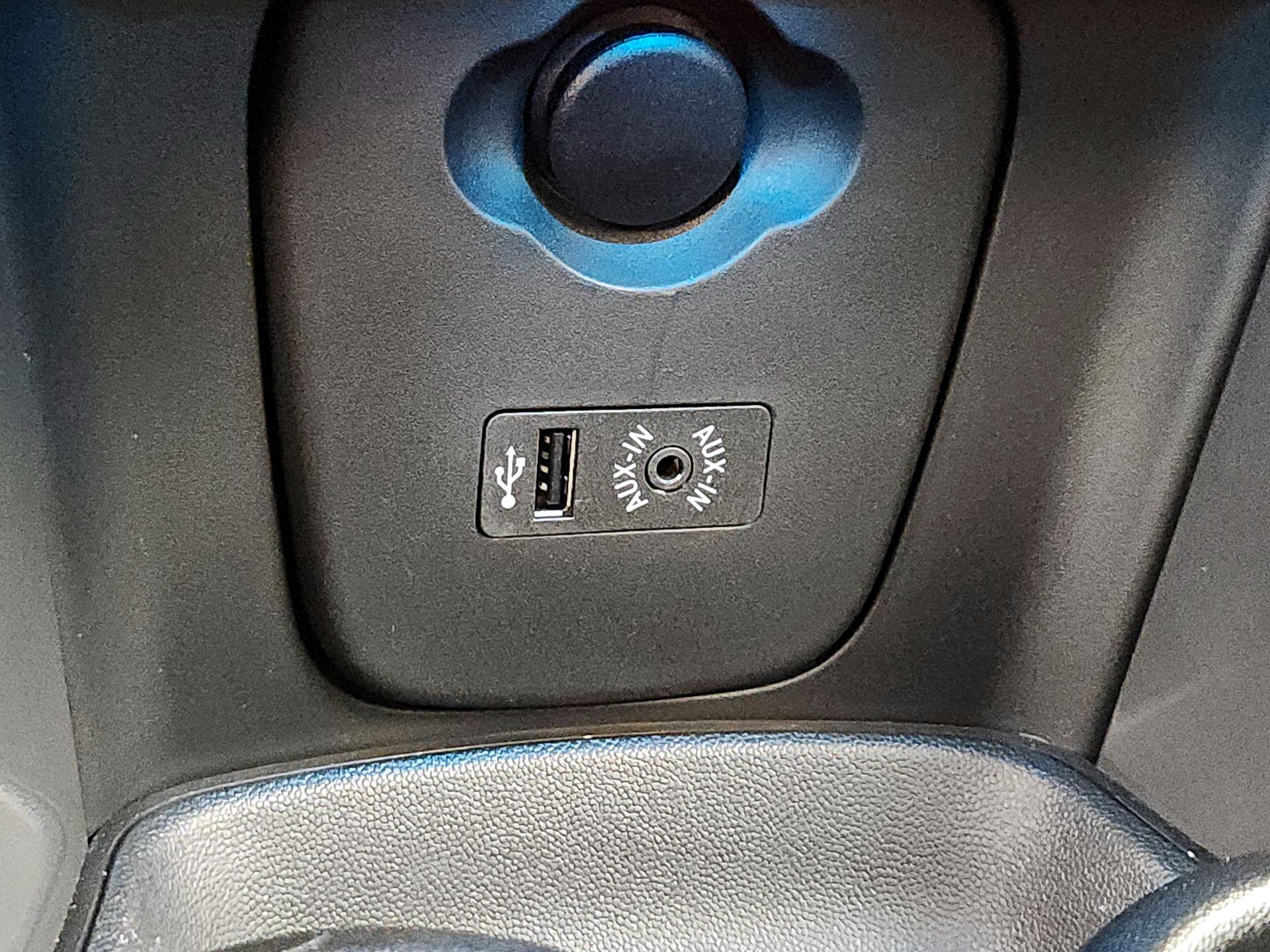 Thumbnail: 2018 MINI Cooper Hardtop - 19