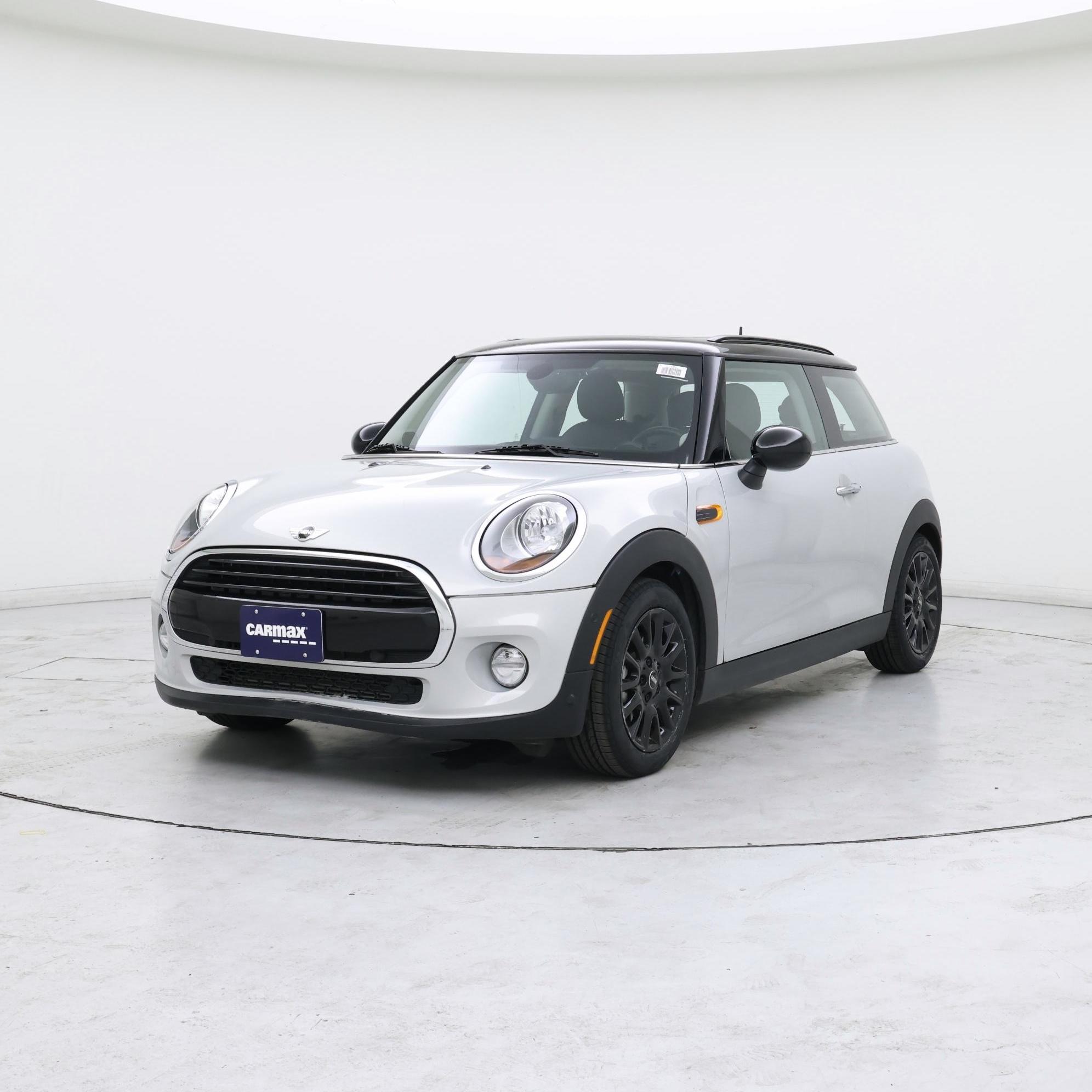 Thumbnail: 2018 MINI Cooper Hardtop - 4