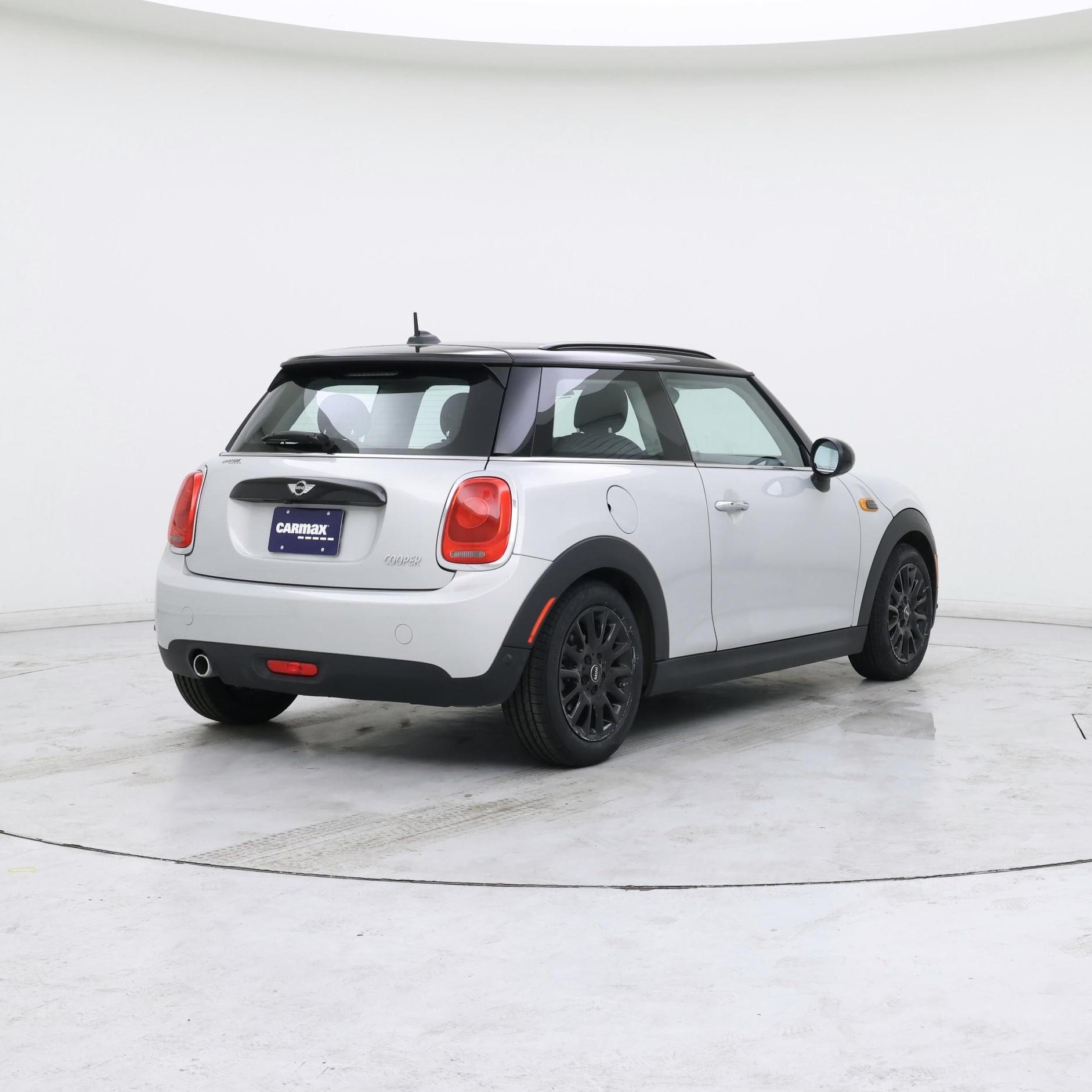 Thumbnail: 2018 MINI Cooper Hardtop - 8