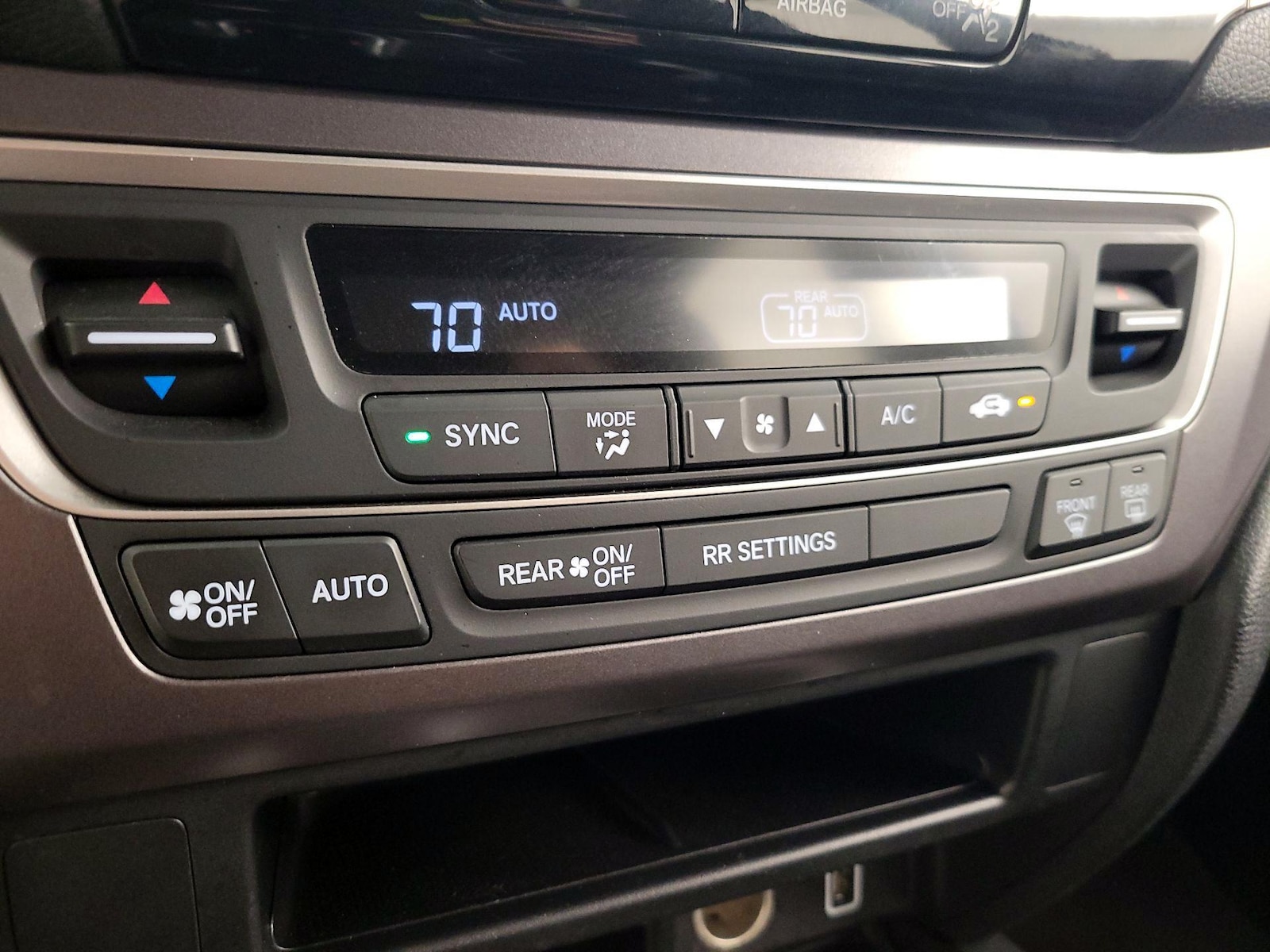 2020 Honda Ridgeline Sport - Photo 17