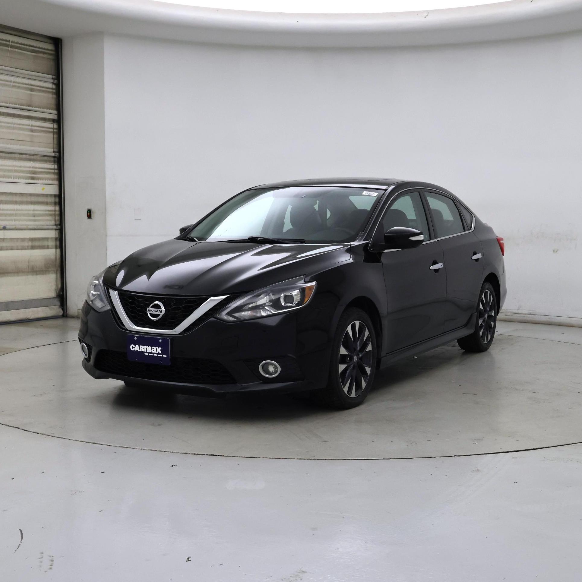 Thumbnail: 2017 Nissan Sentra - 4