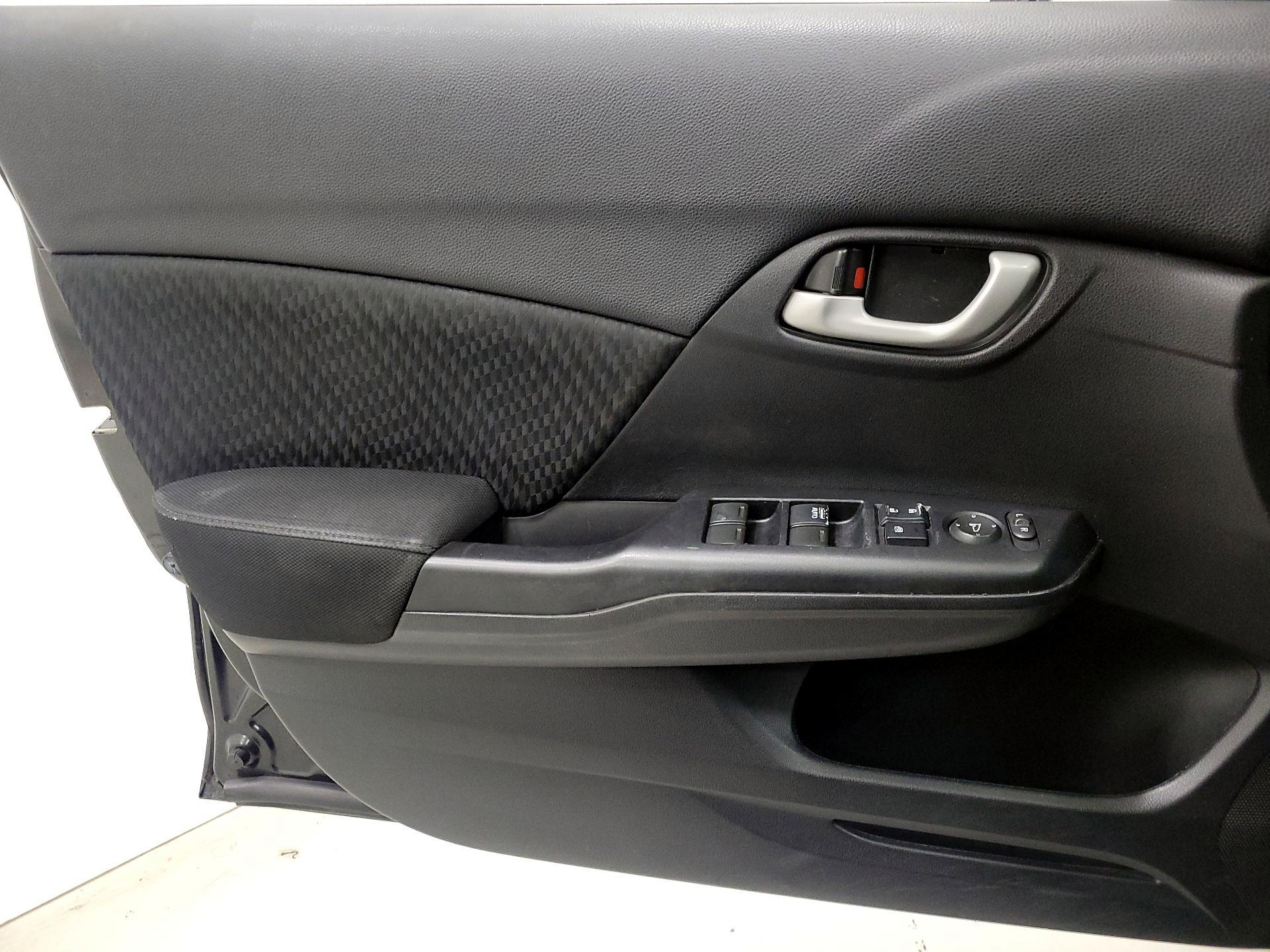 Thumbnail: 2015 Honda Civic - 12