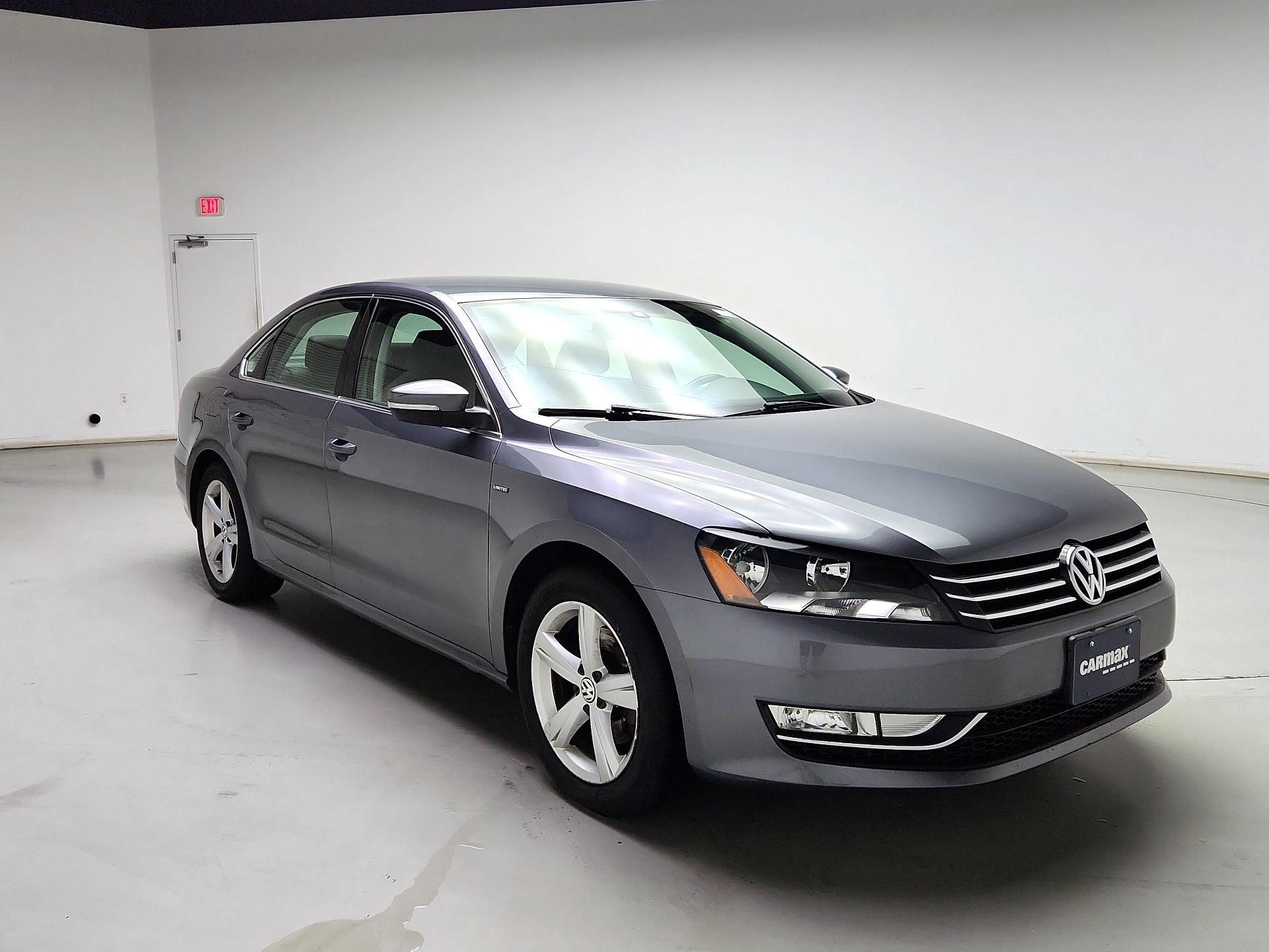 Thumbnail: 2015 Volkswagen Passat - 1