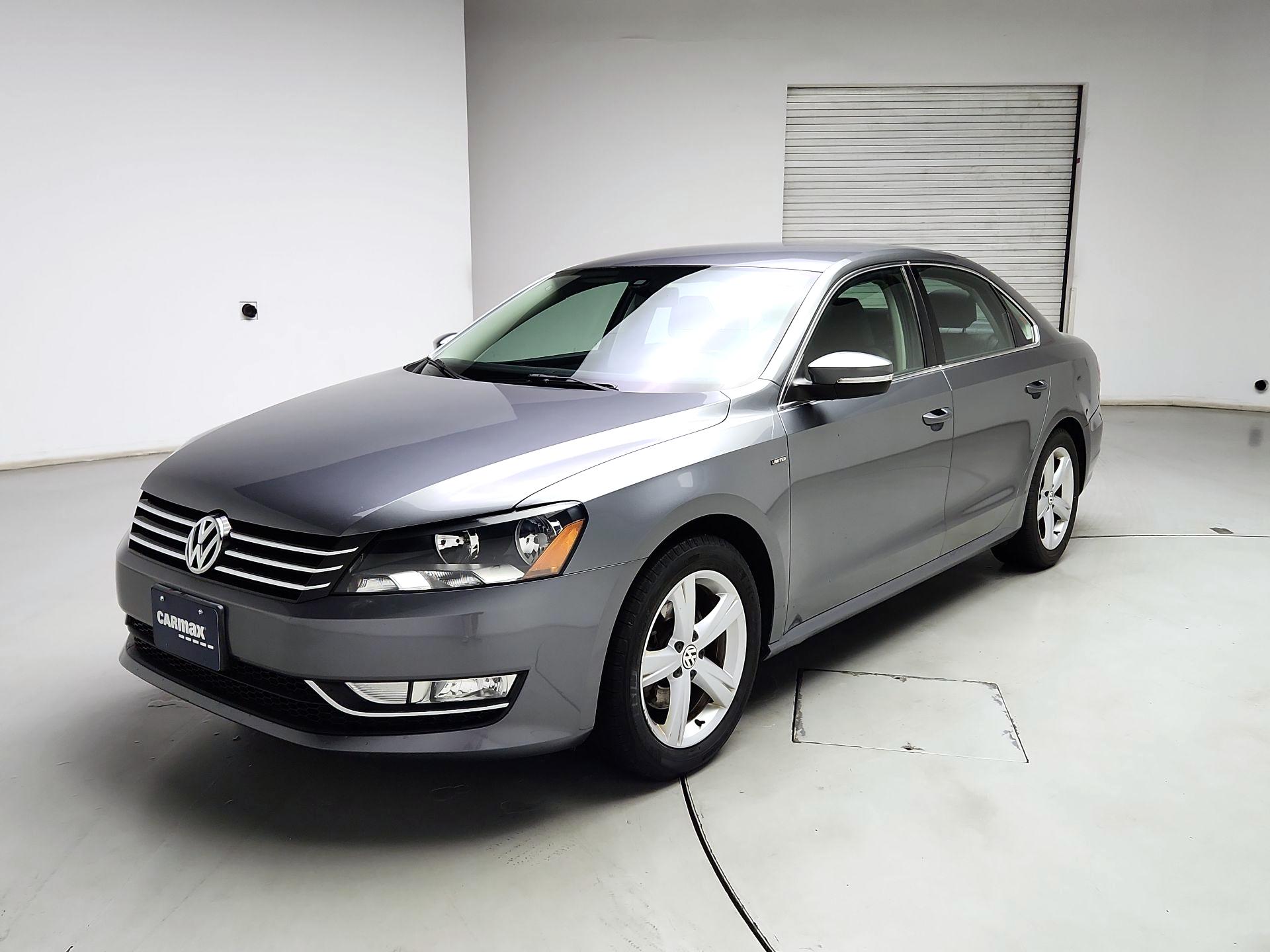 Thumbnail: 2015 Volkswagen Passat - 3
