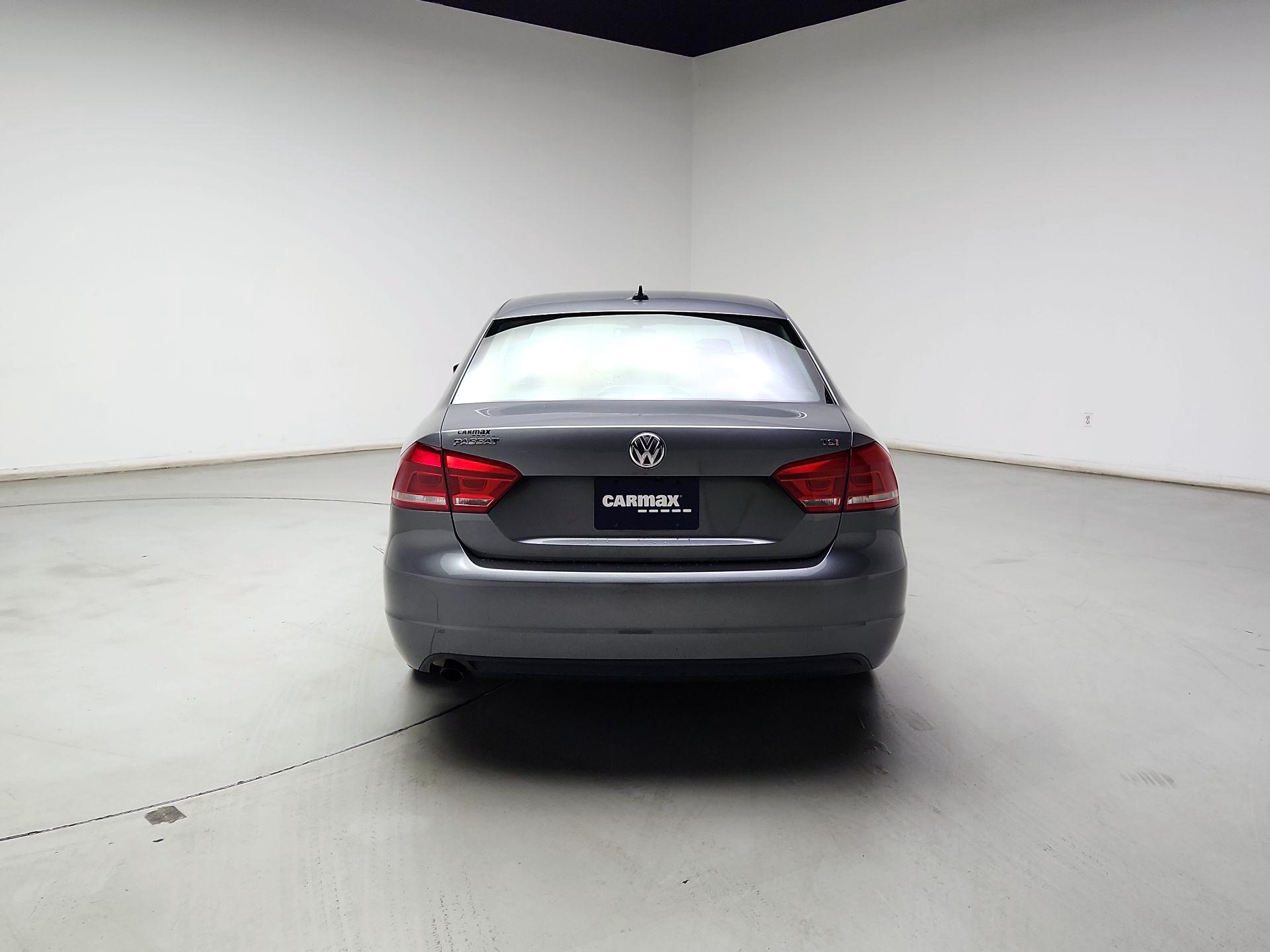 Thumbnail: 2015 Volkswagen Passat - 6