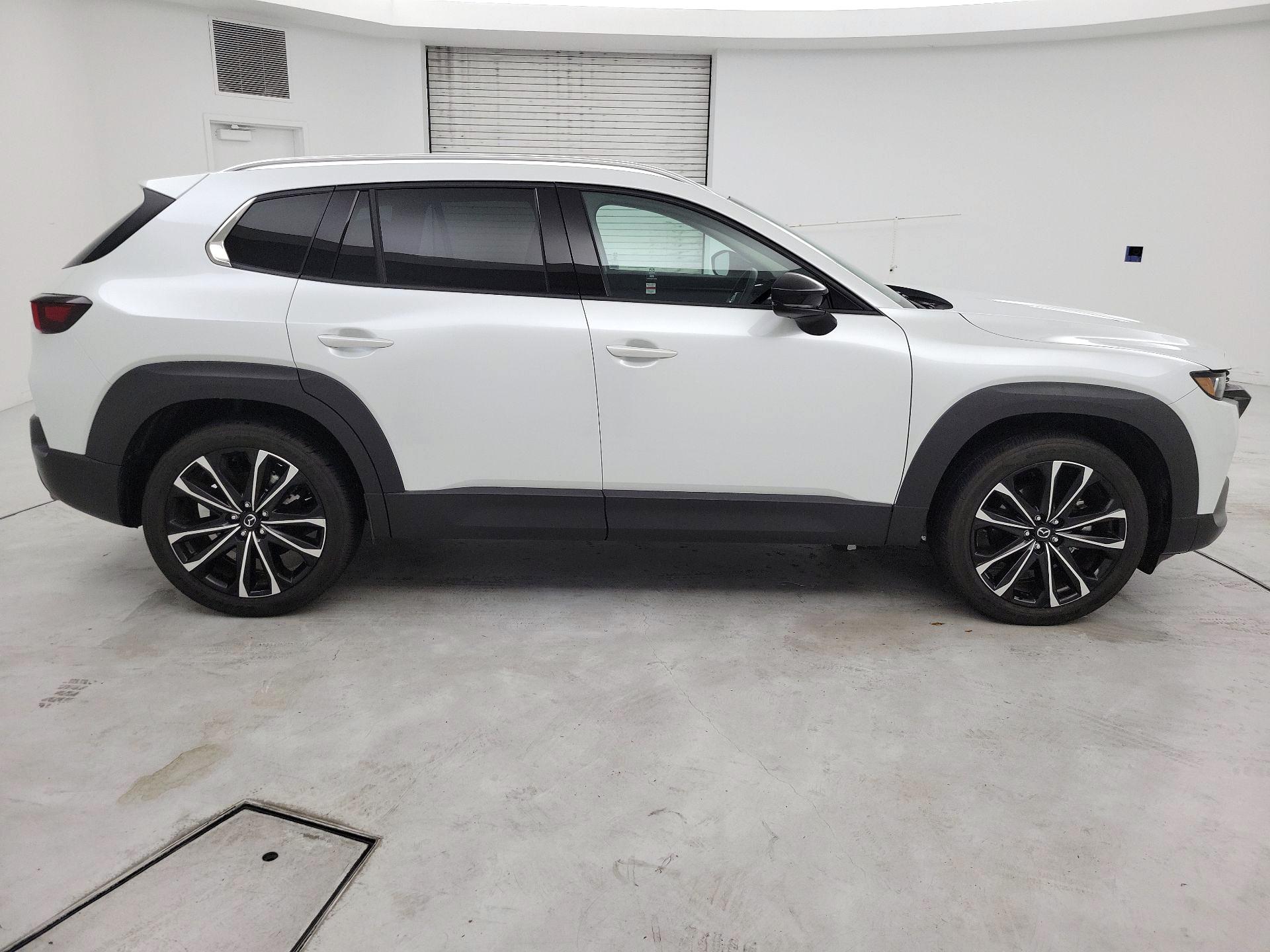 Thumbnail: 2025 Mazda CX-50 - 4
