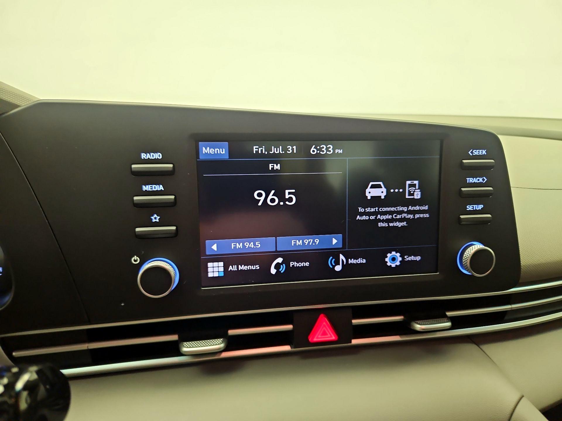 Thumbnail: 2024 Hyundai Elantra - 15