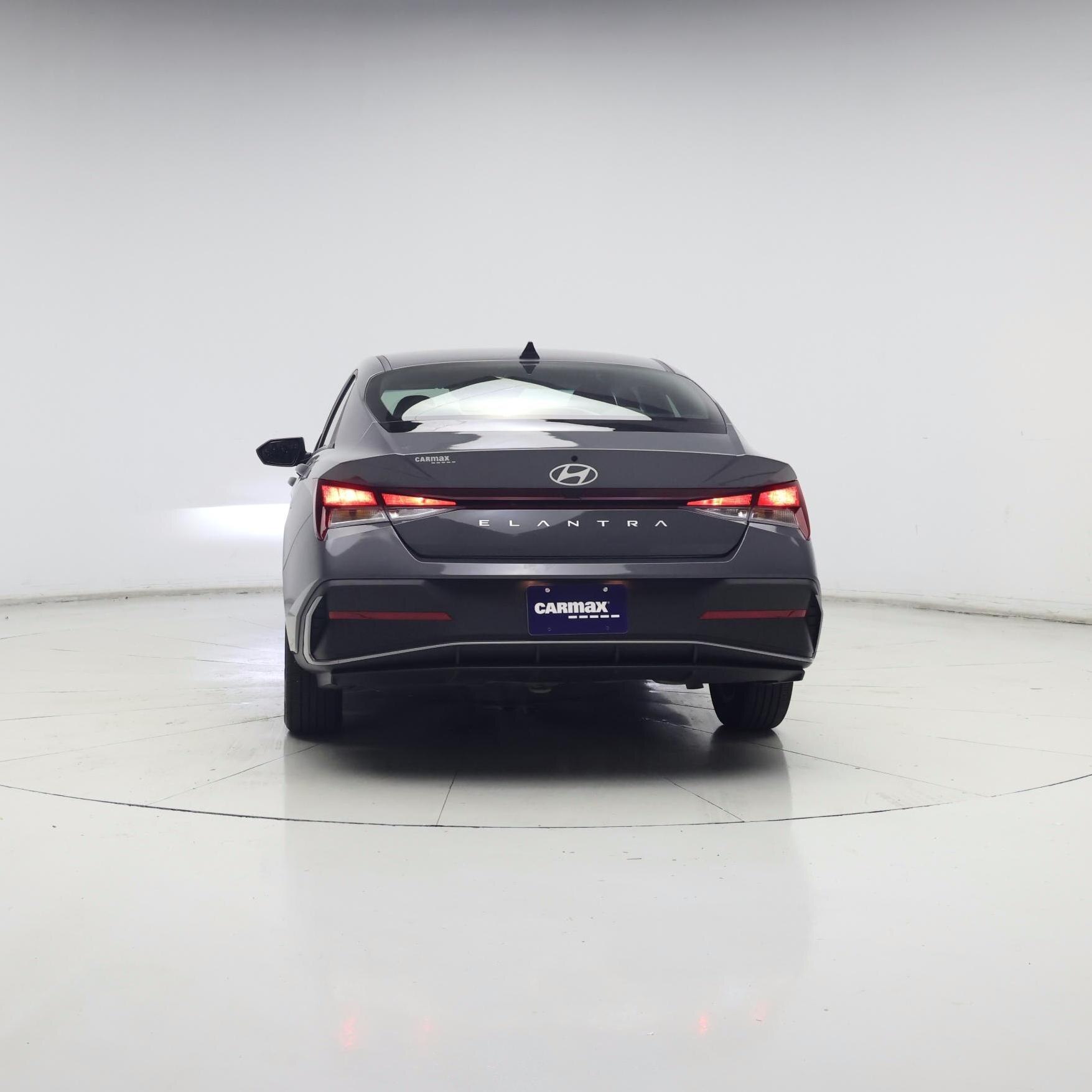 Thumbnail: 2024 Hyundai Elantra - 6
