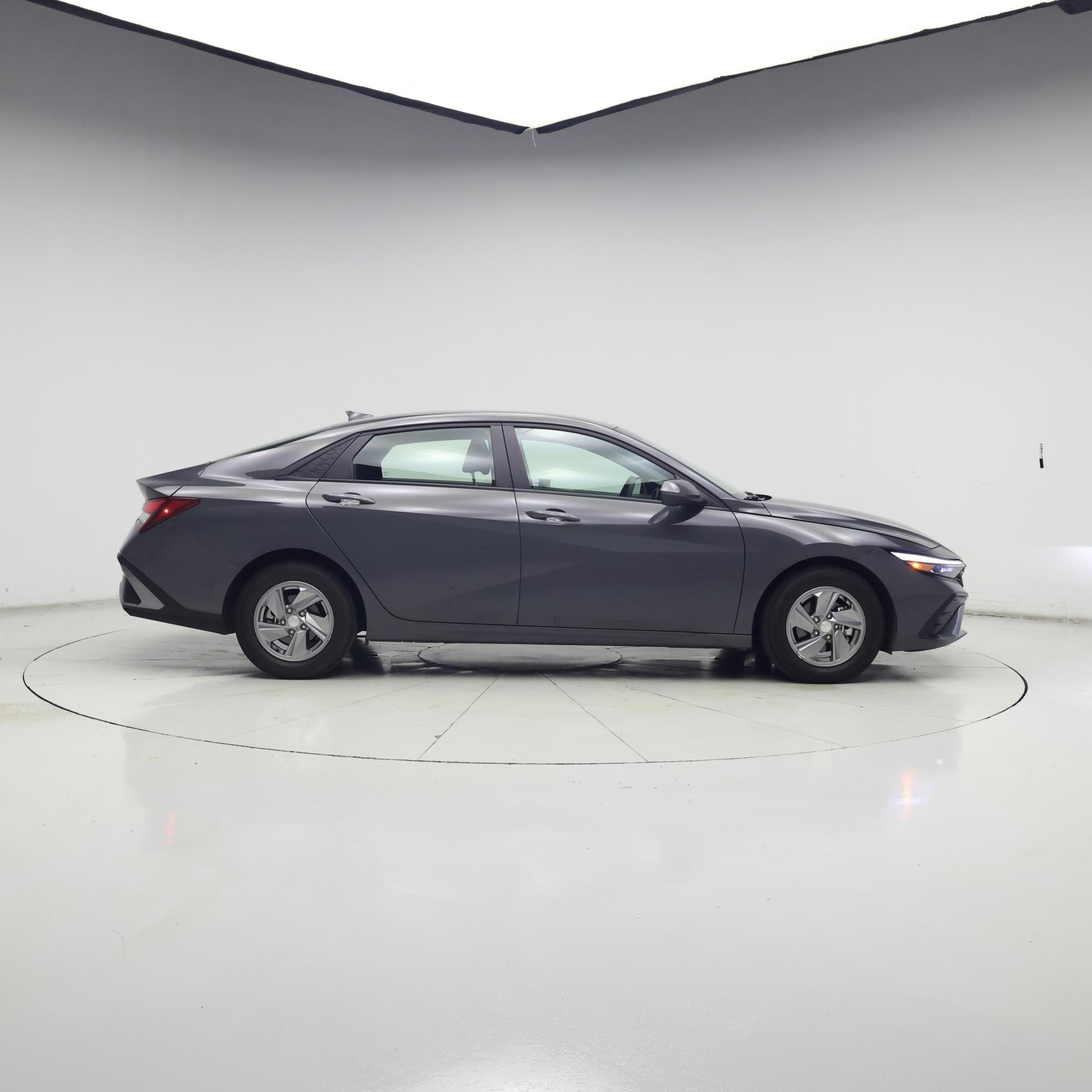 Thumbnail: 2024 Hyundai Elantra - 7