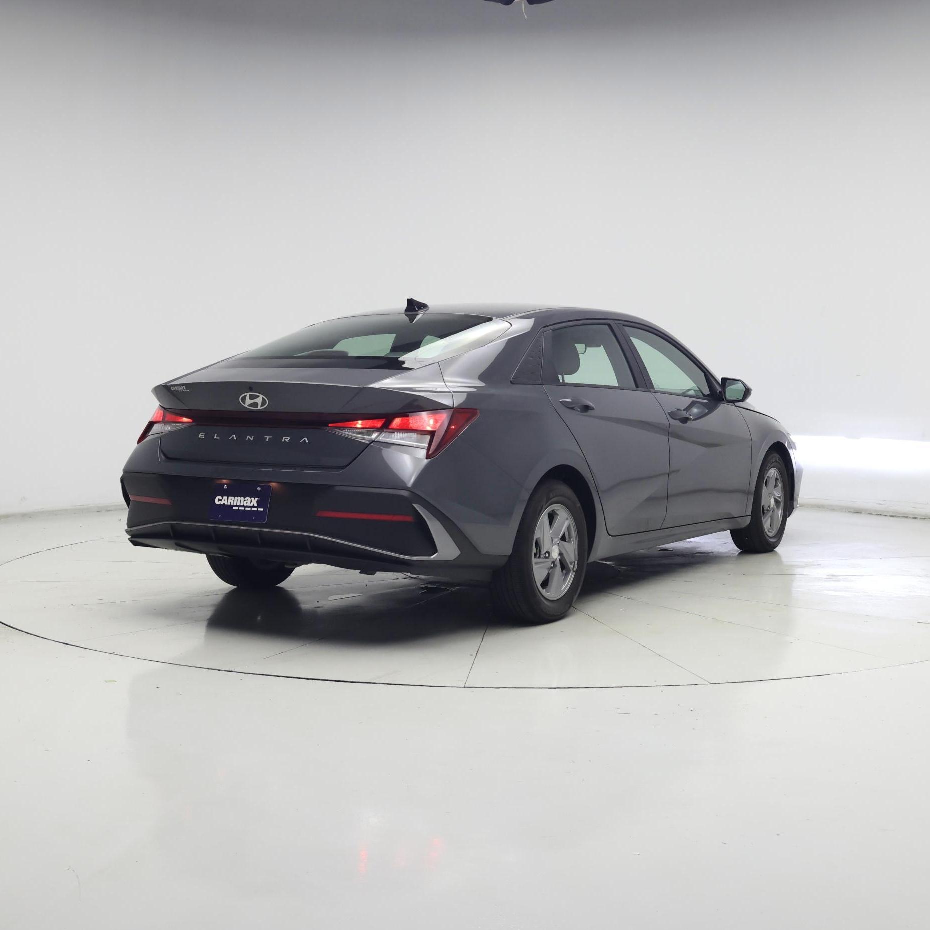 Thumbnail: 2024 Hyundai Elantra - 8