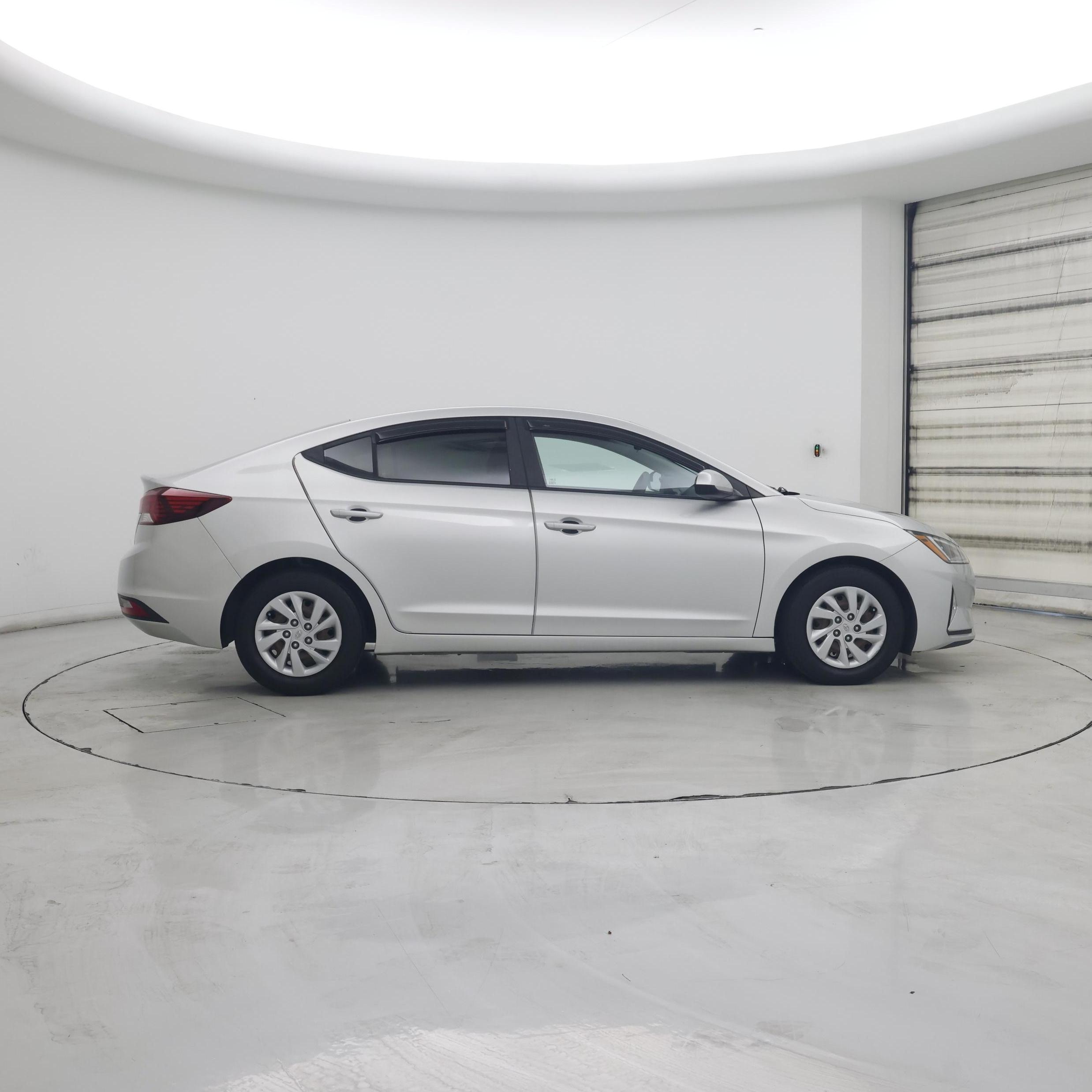 Thumbnail: 2020 Hyundai Elantra - 7