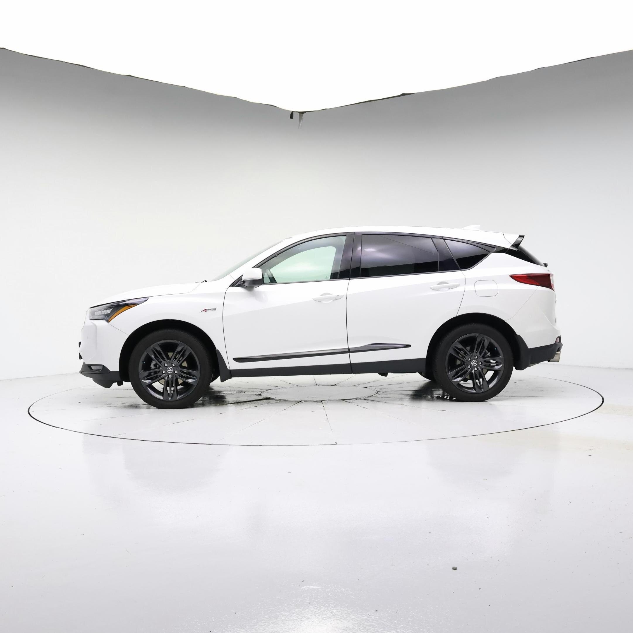 Thumbnail: 2022 Acura RDX - 3