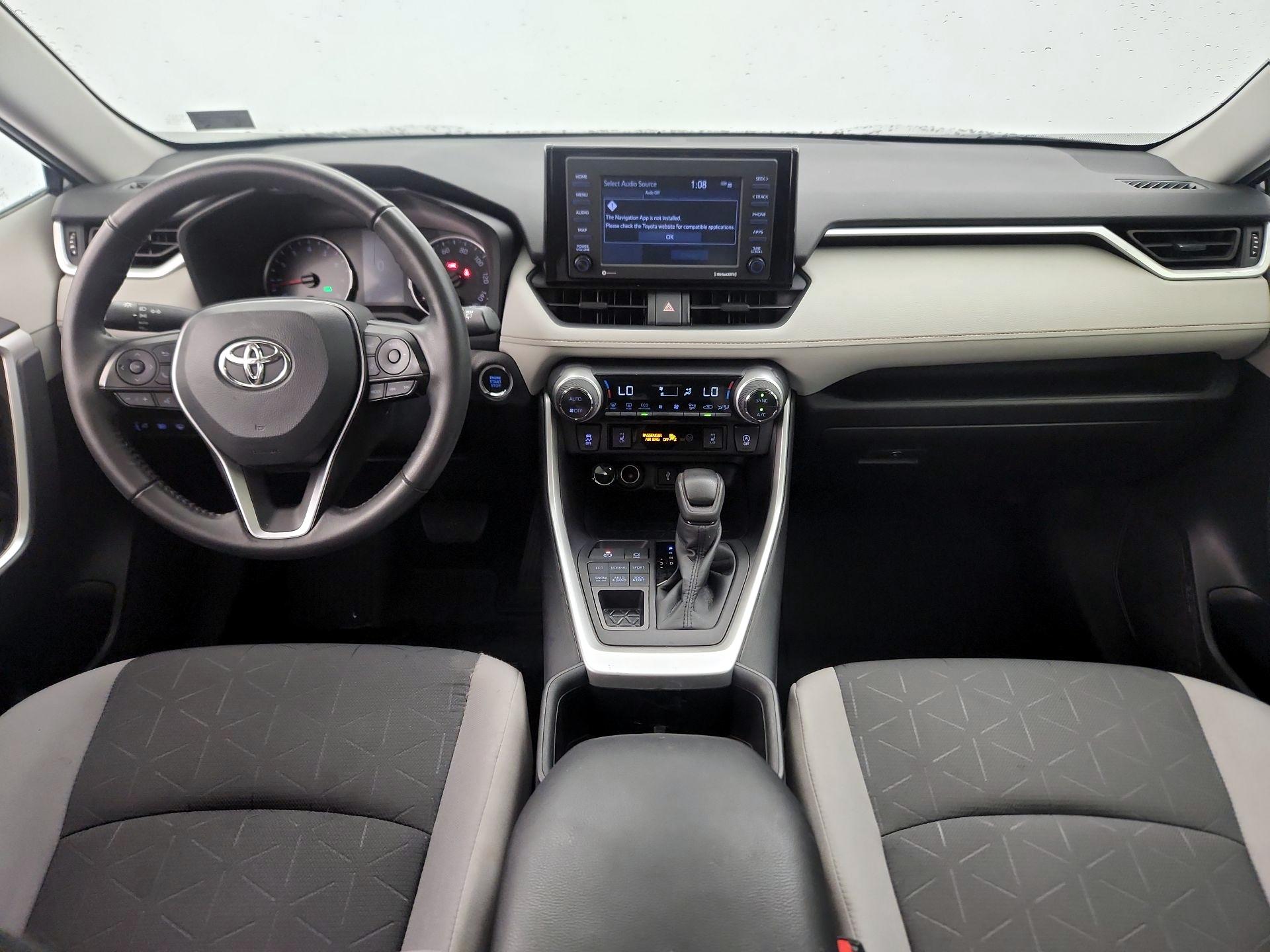Thumbnail: 2022 Toyota RAV4 - 9