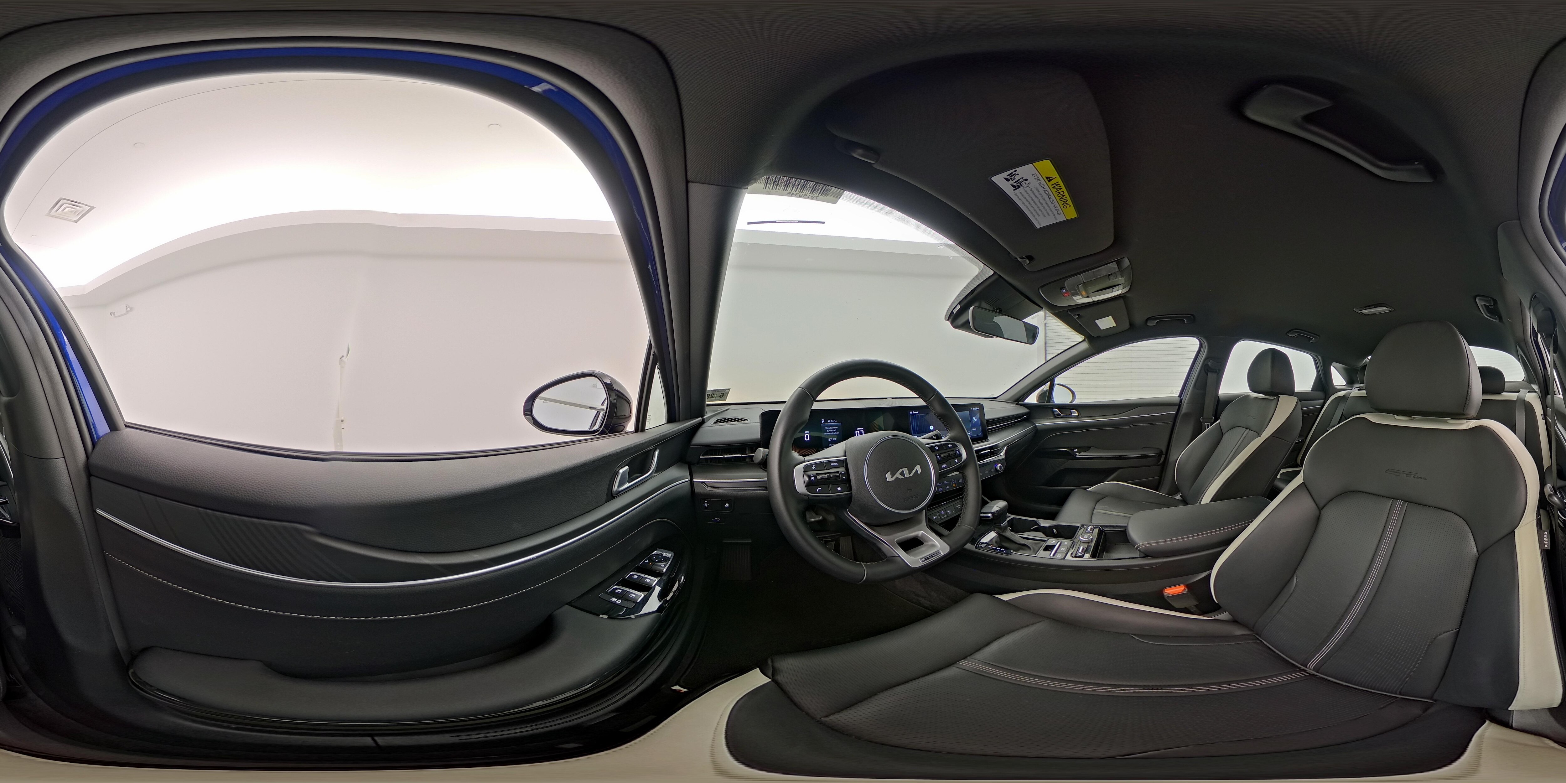 2025 Kia K5 GT-Line - Photo 27