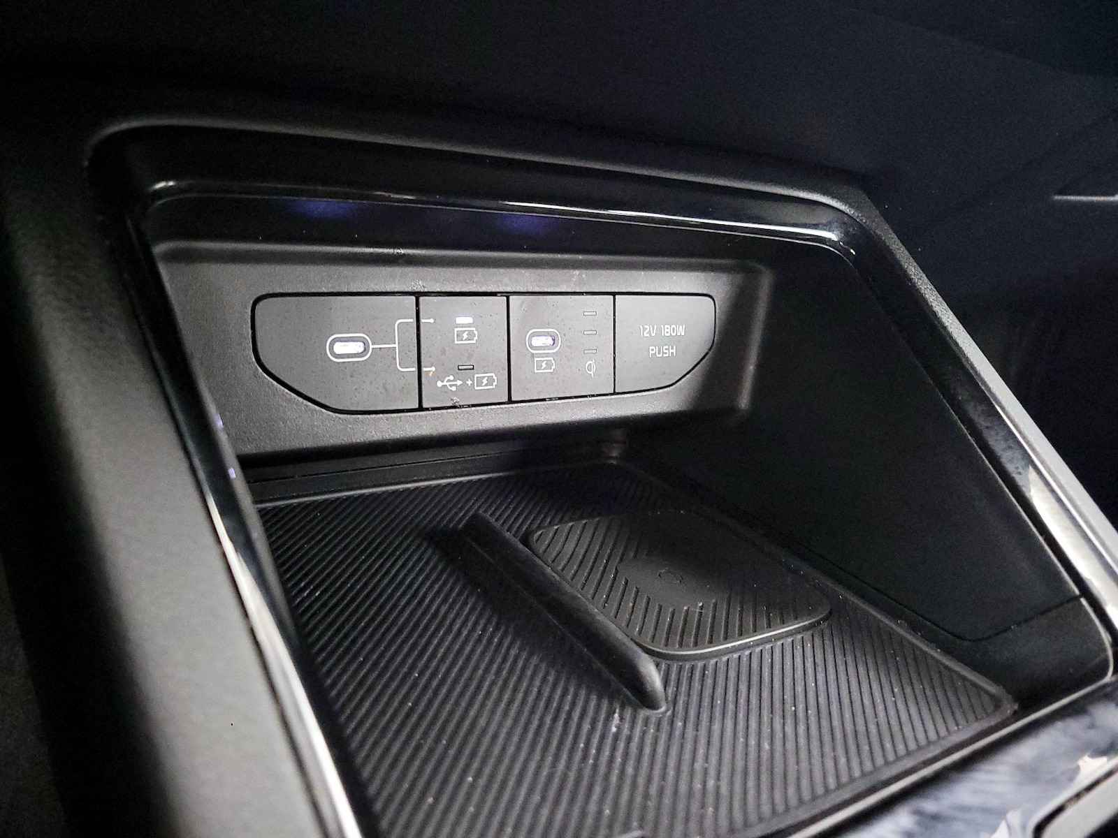 2025 Kia K5 GT-Line - Photo 20