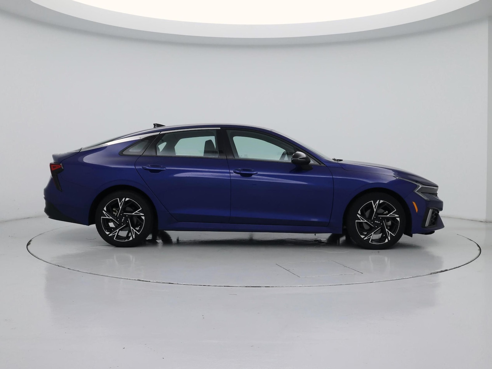 2025 Kia K5 GT-Line - Photo 8