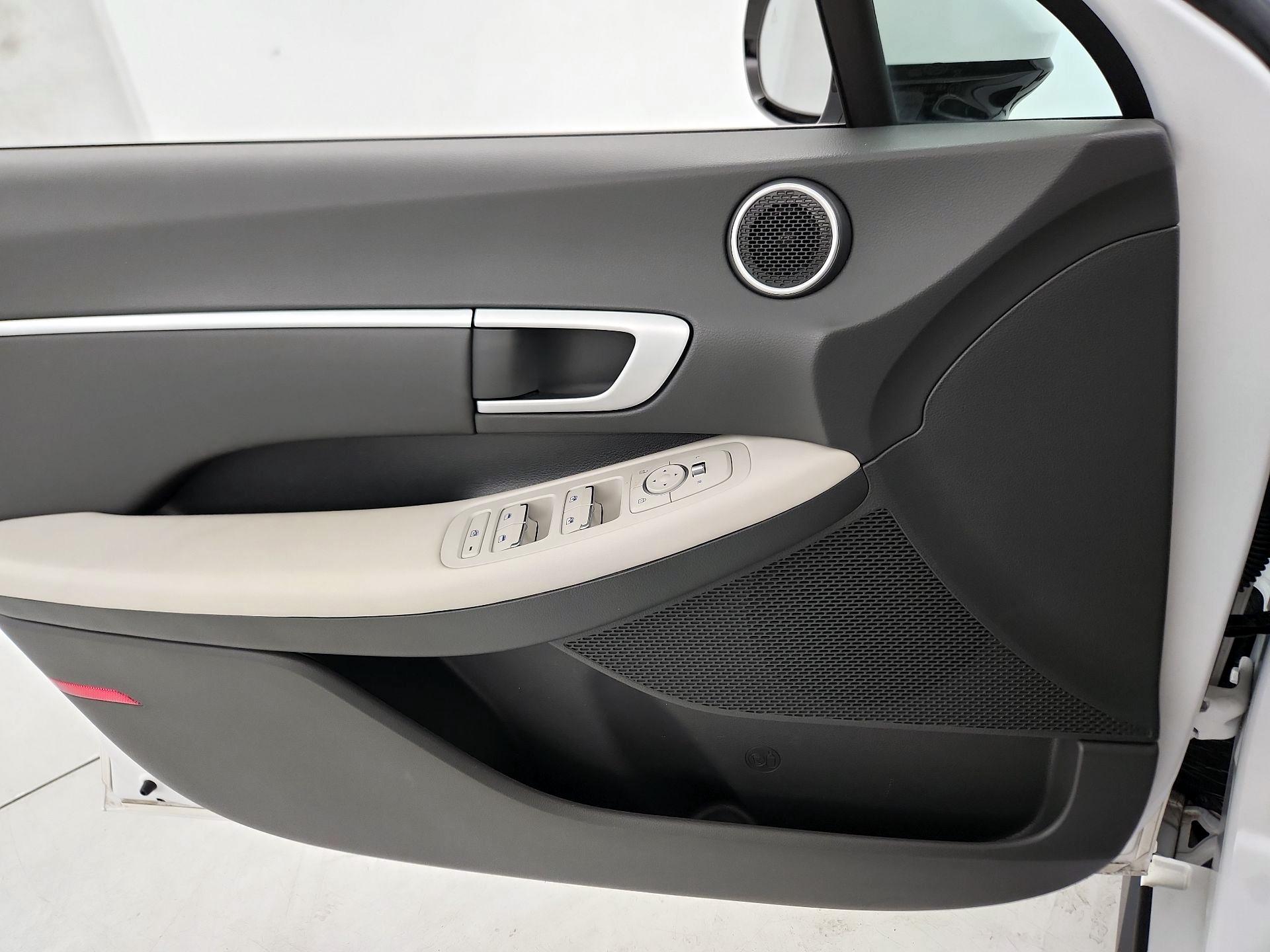 Thumbnail: 2024 Hyundai Sonata - 12