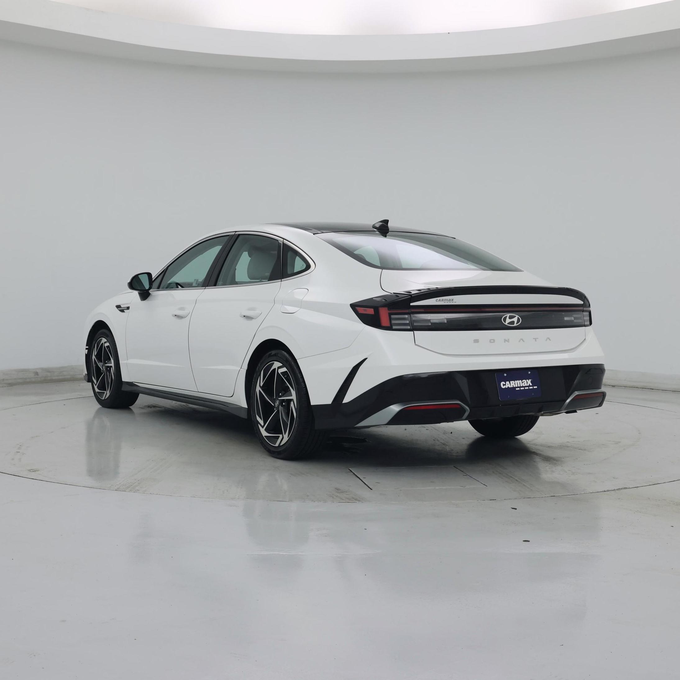 Thumbnail: 2024 Hyundai Sonata - 2