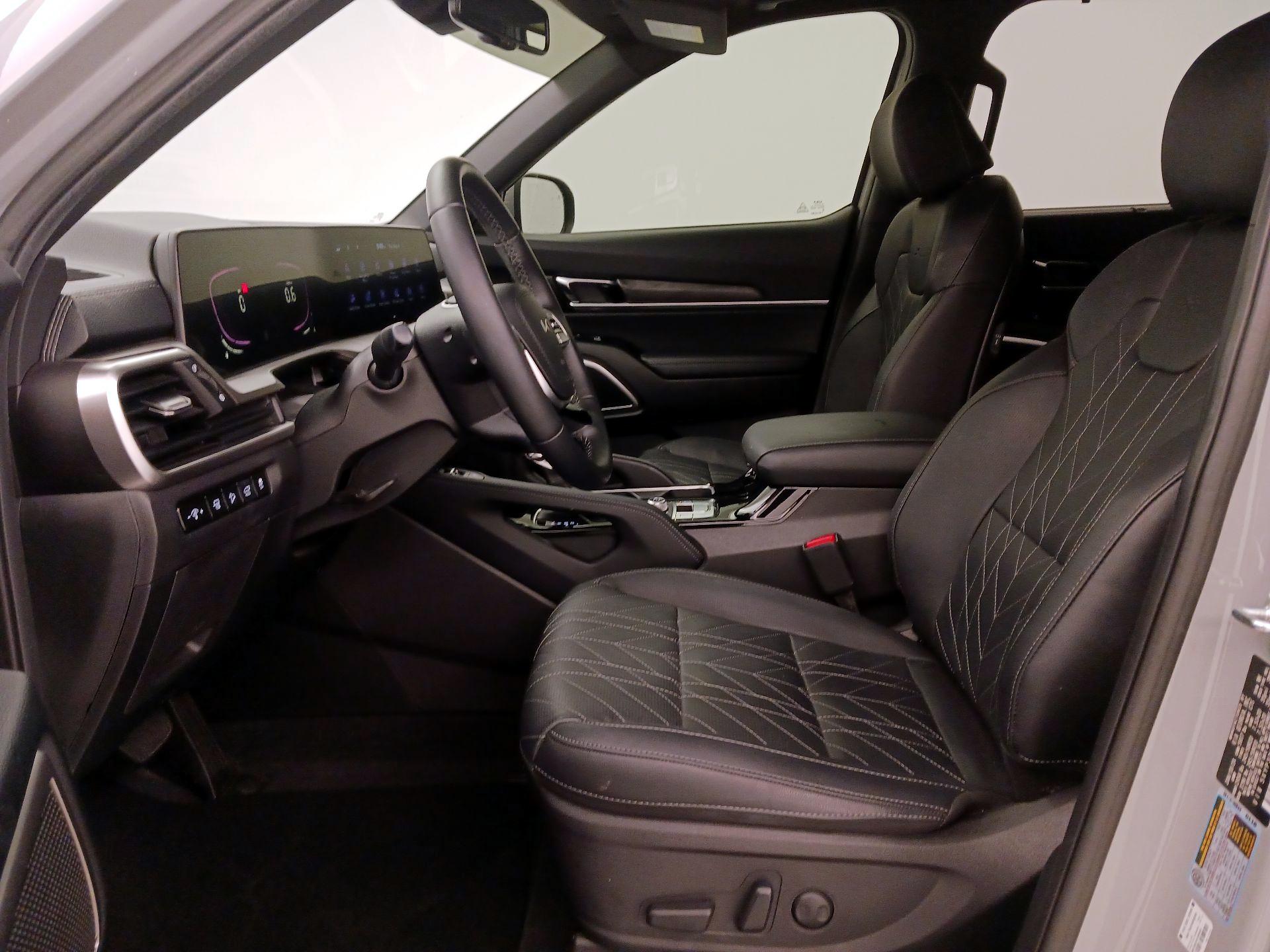 Thumbnail: 2024 Kia Telluride - 11
