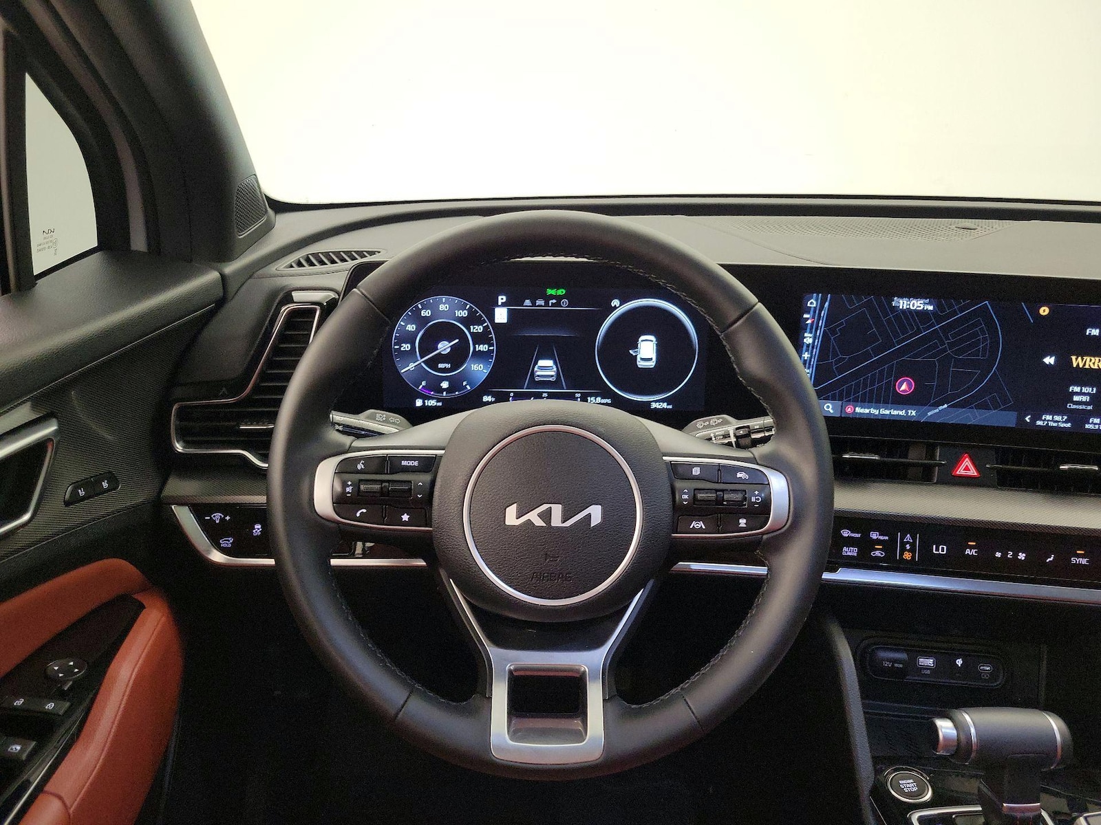 2025 Kia Sportage SX - Photo 11
