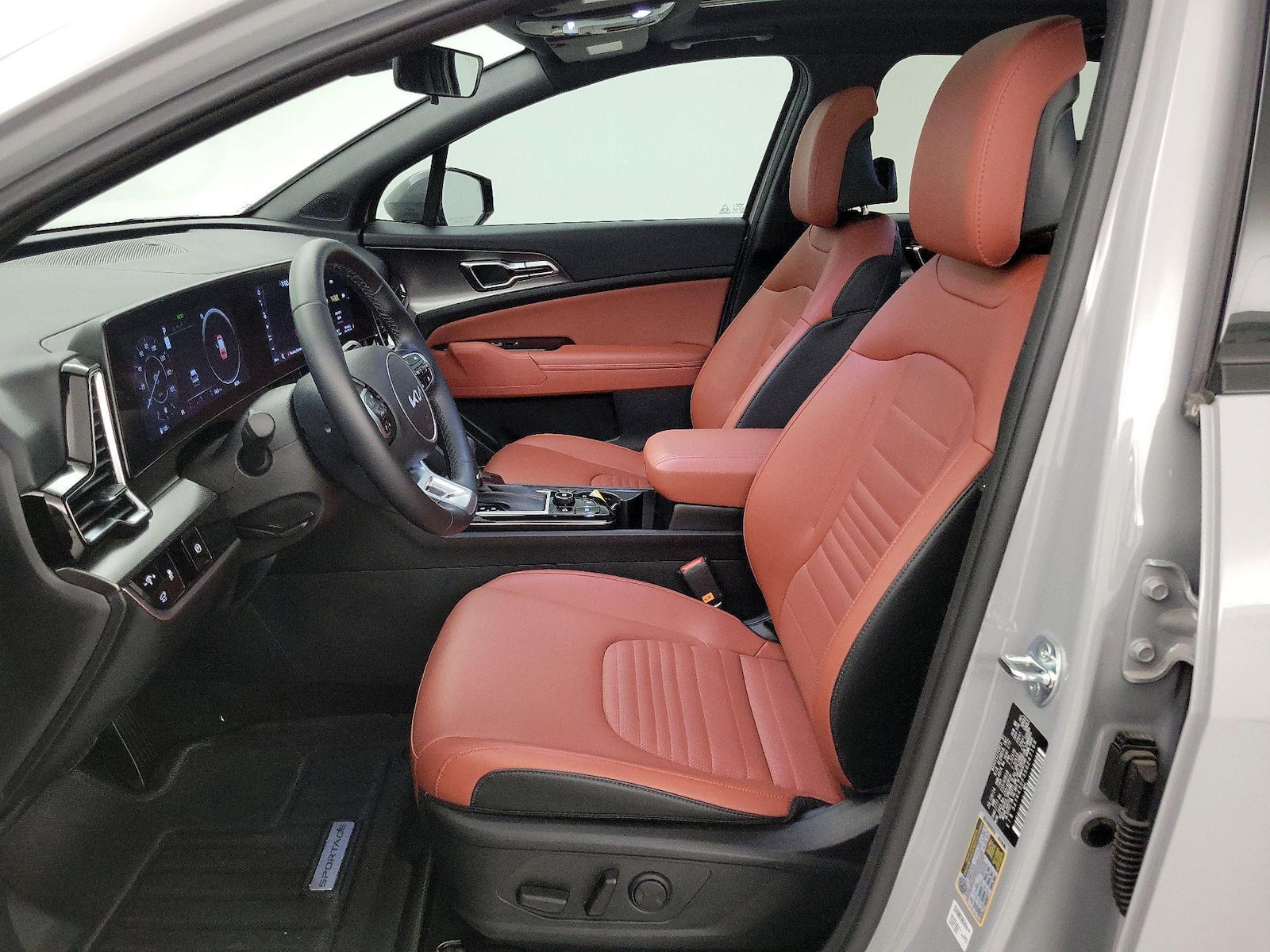 2025 Kia Sportage SX - Photo 12