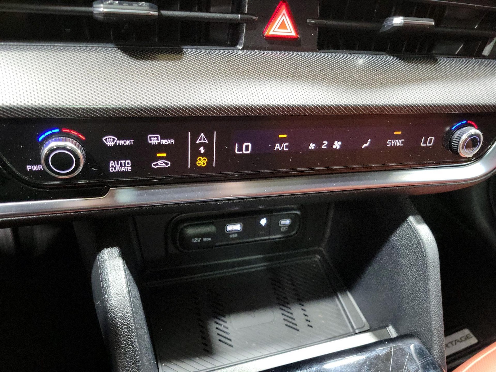 2025 Kia Sportage SX - Photo 18